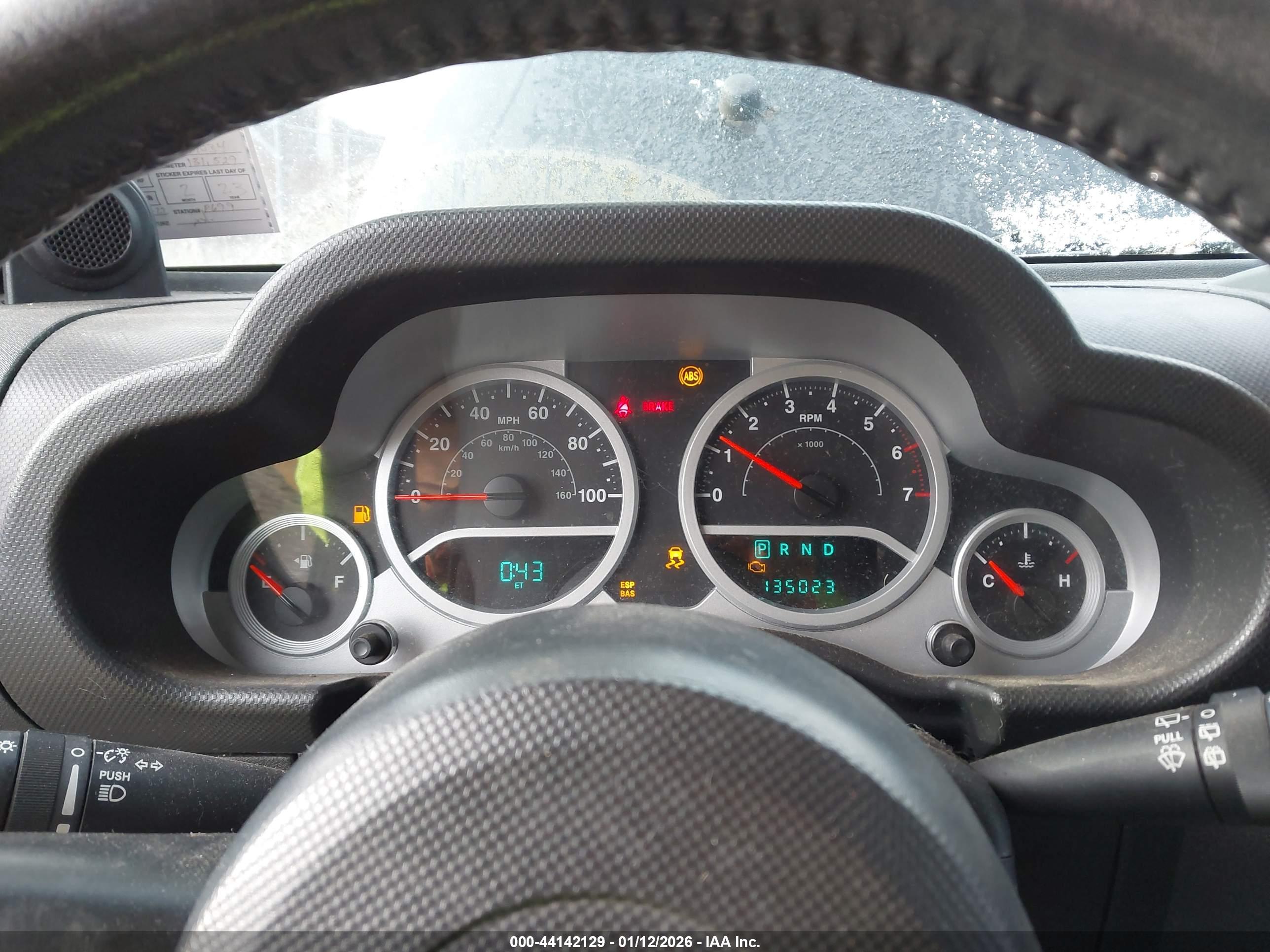 JEEP WRANGLER image 7