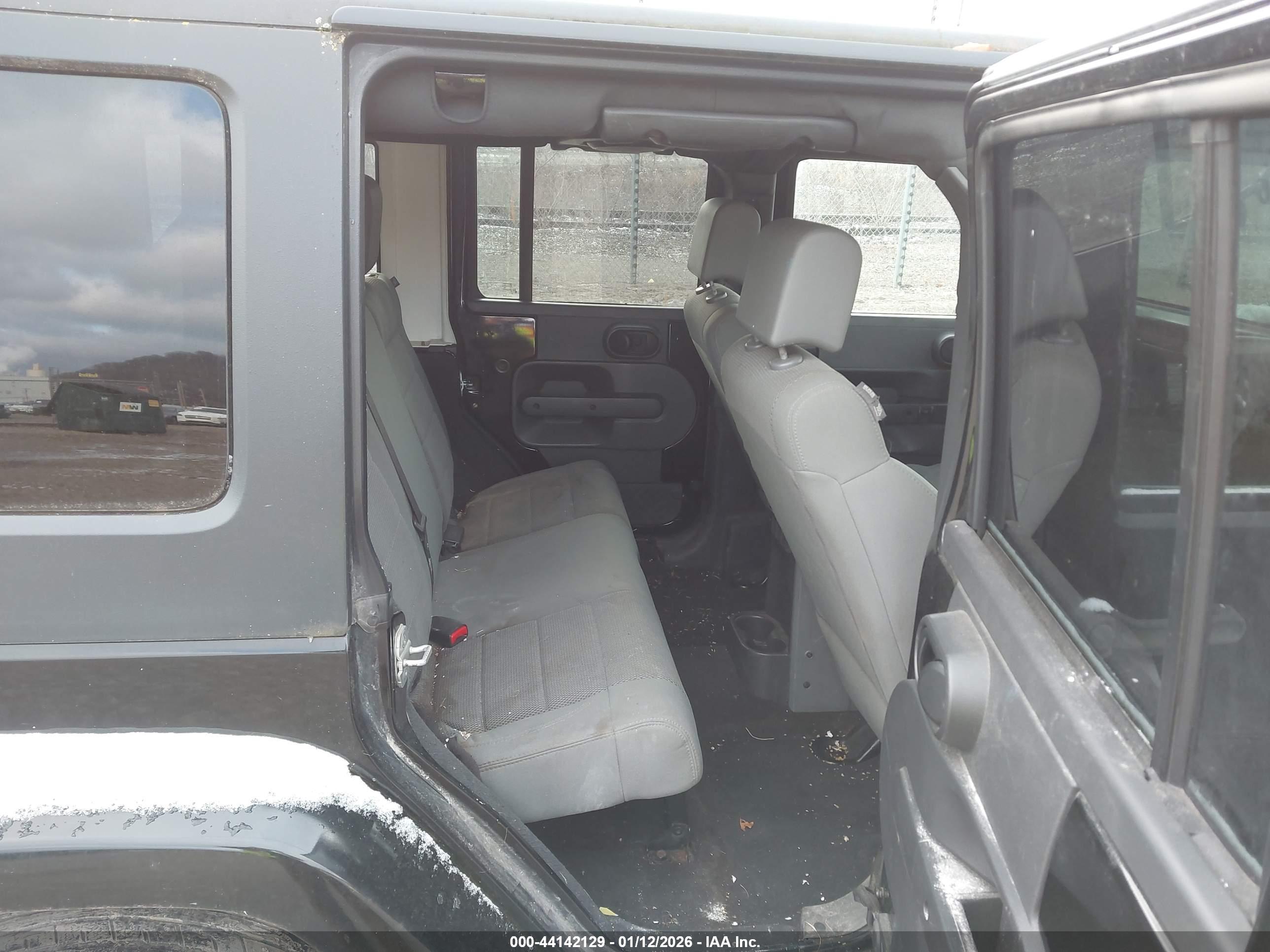 JEEP WRANGLER image 8