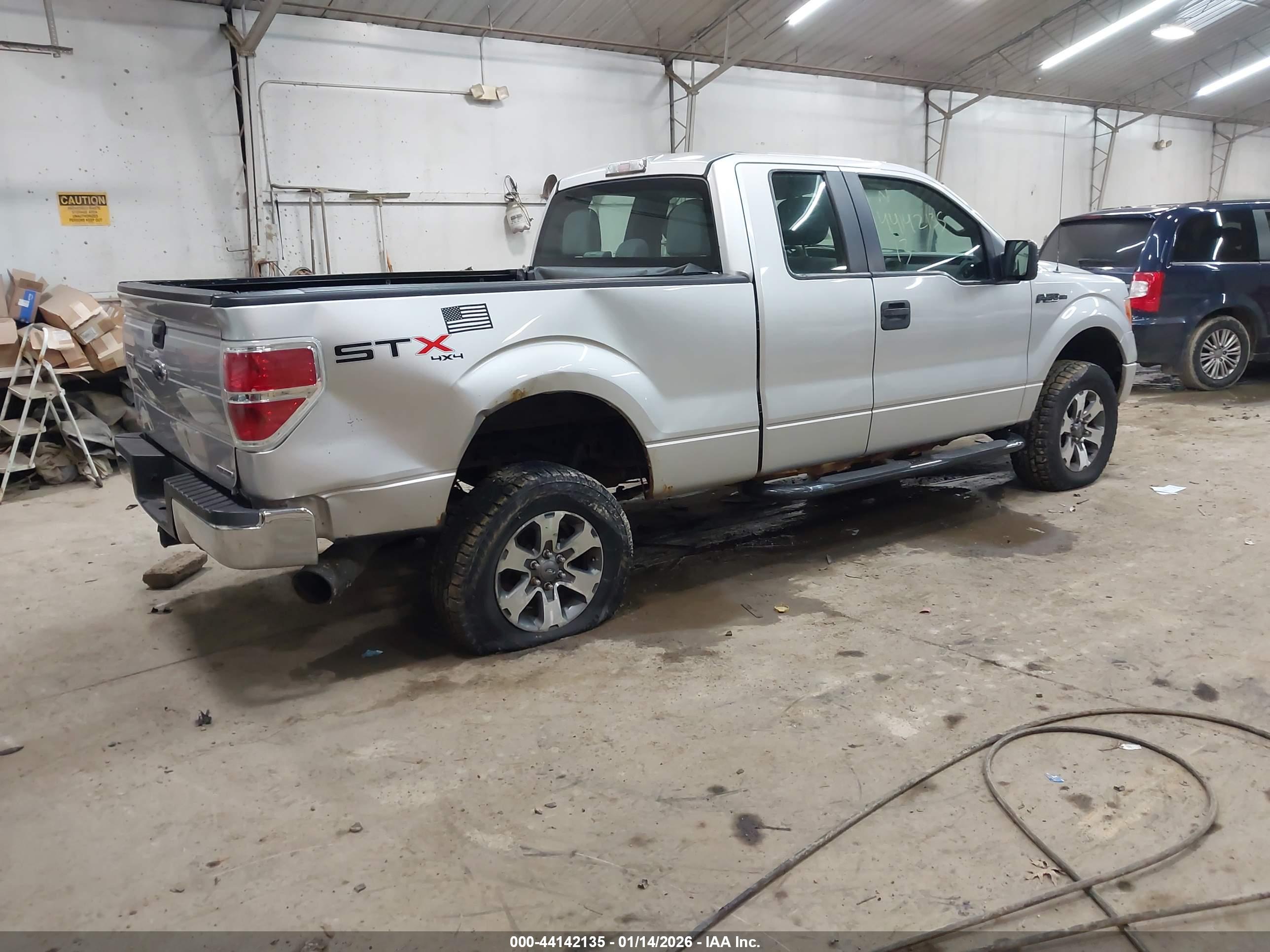 FORD F-150 image 4