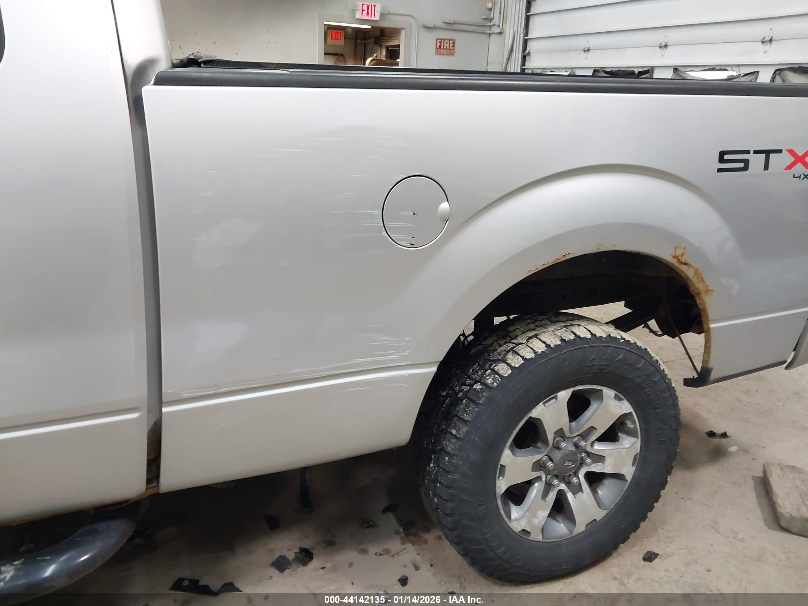 FORD F-150 image 6
