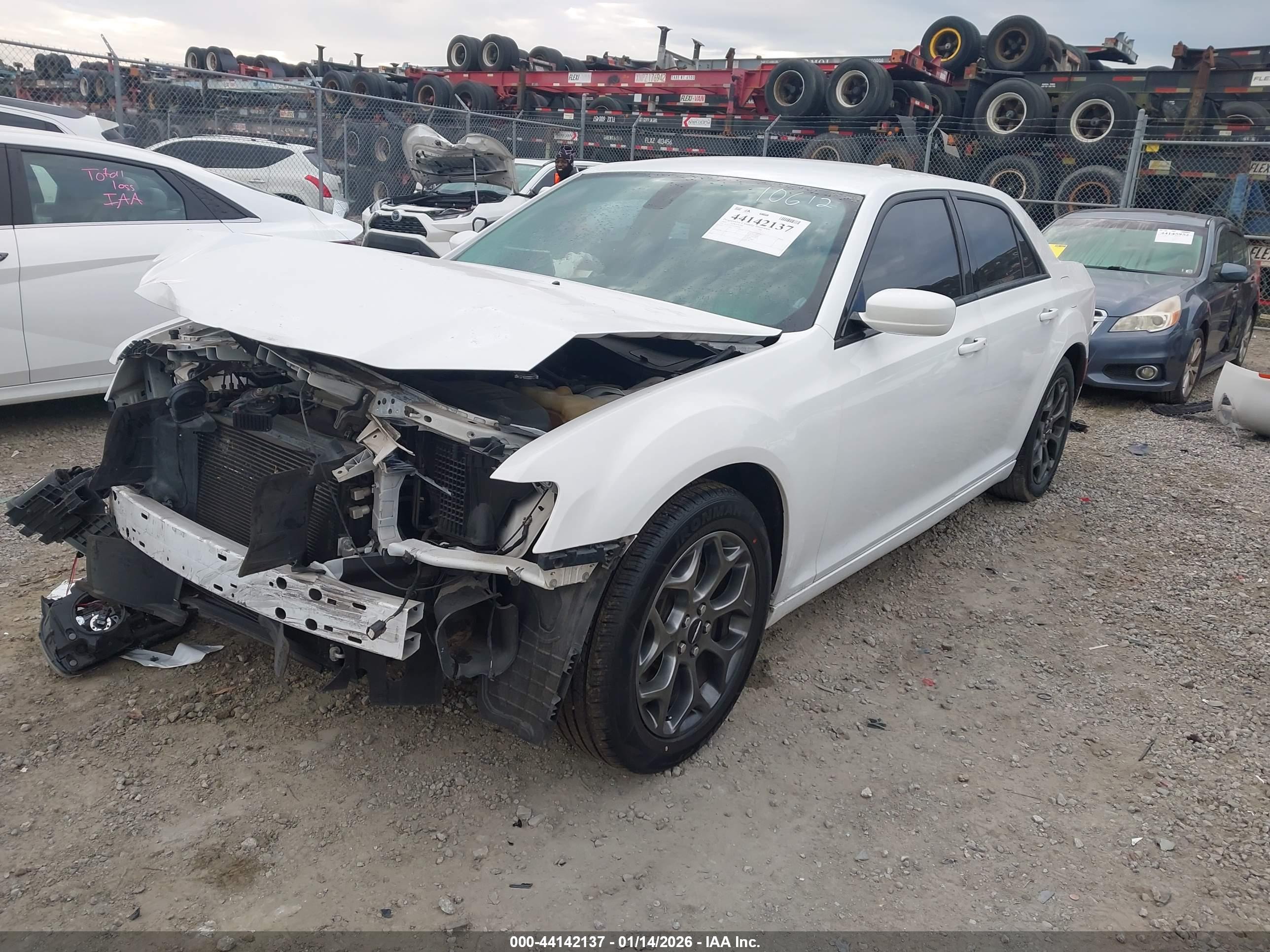 CHRYSLER 300 image 2