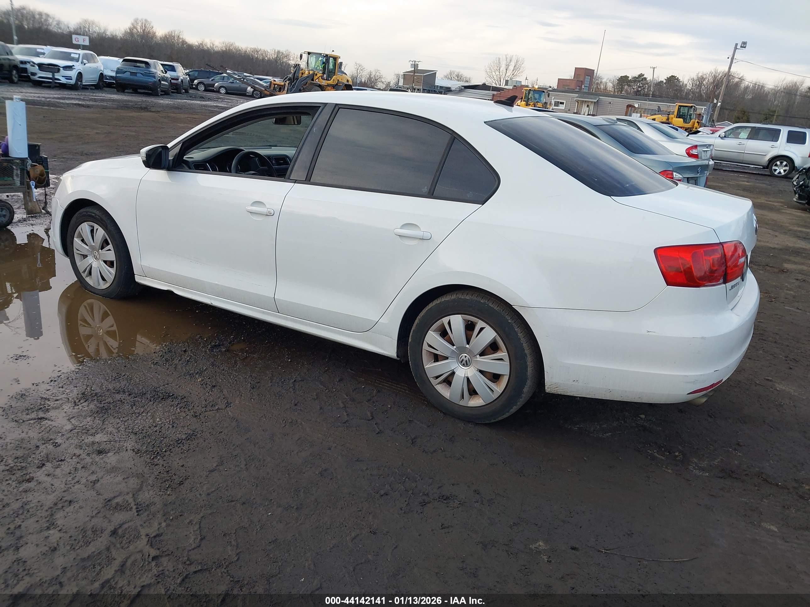 VOLKSWAGEN JETTA image 3
