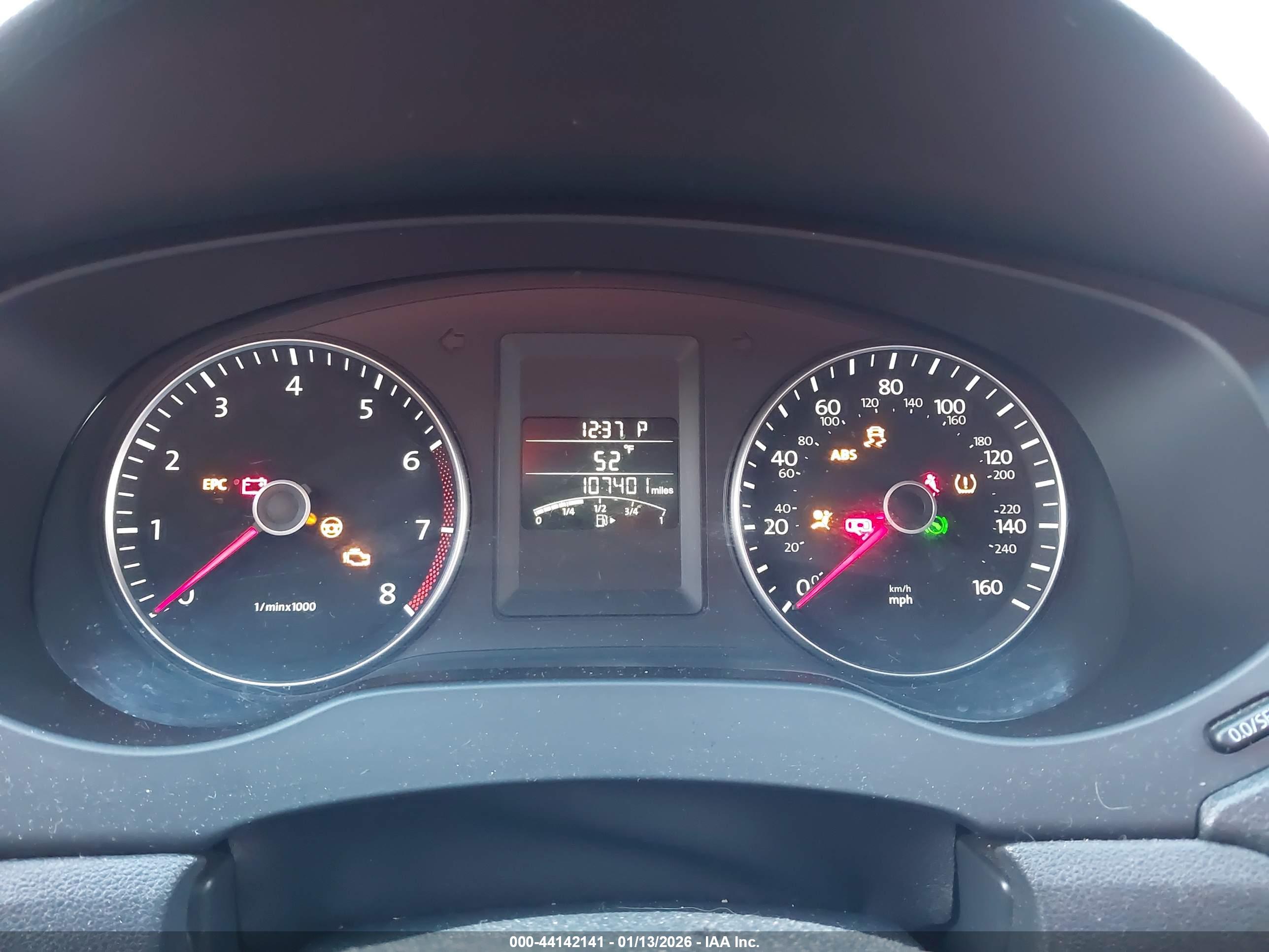 VOLKSWAGEN JETTA image 7