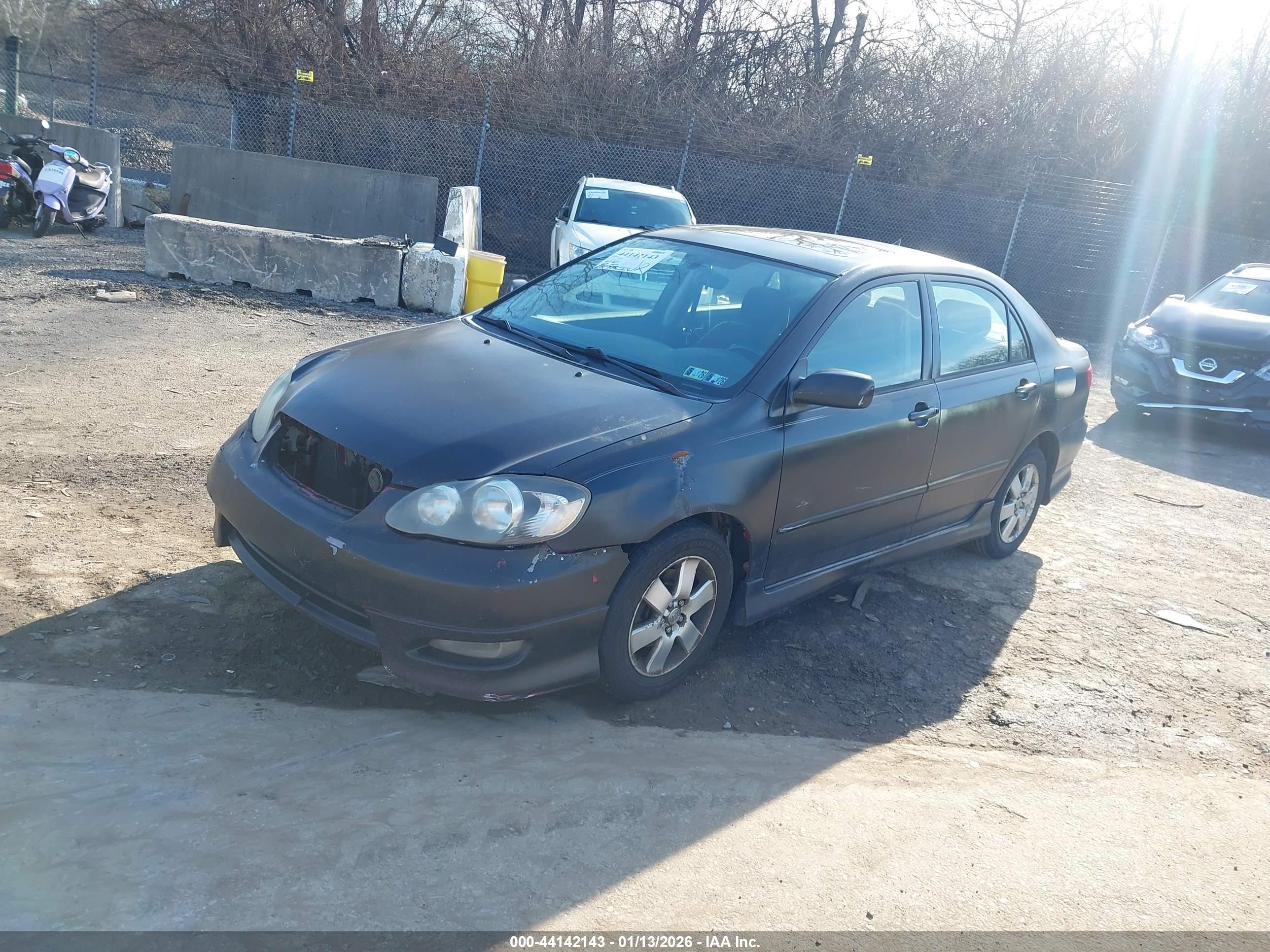TOYOTA COROLLA image 2