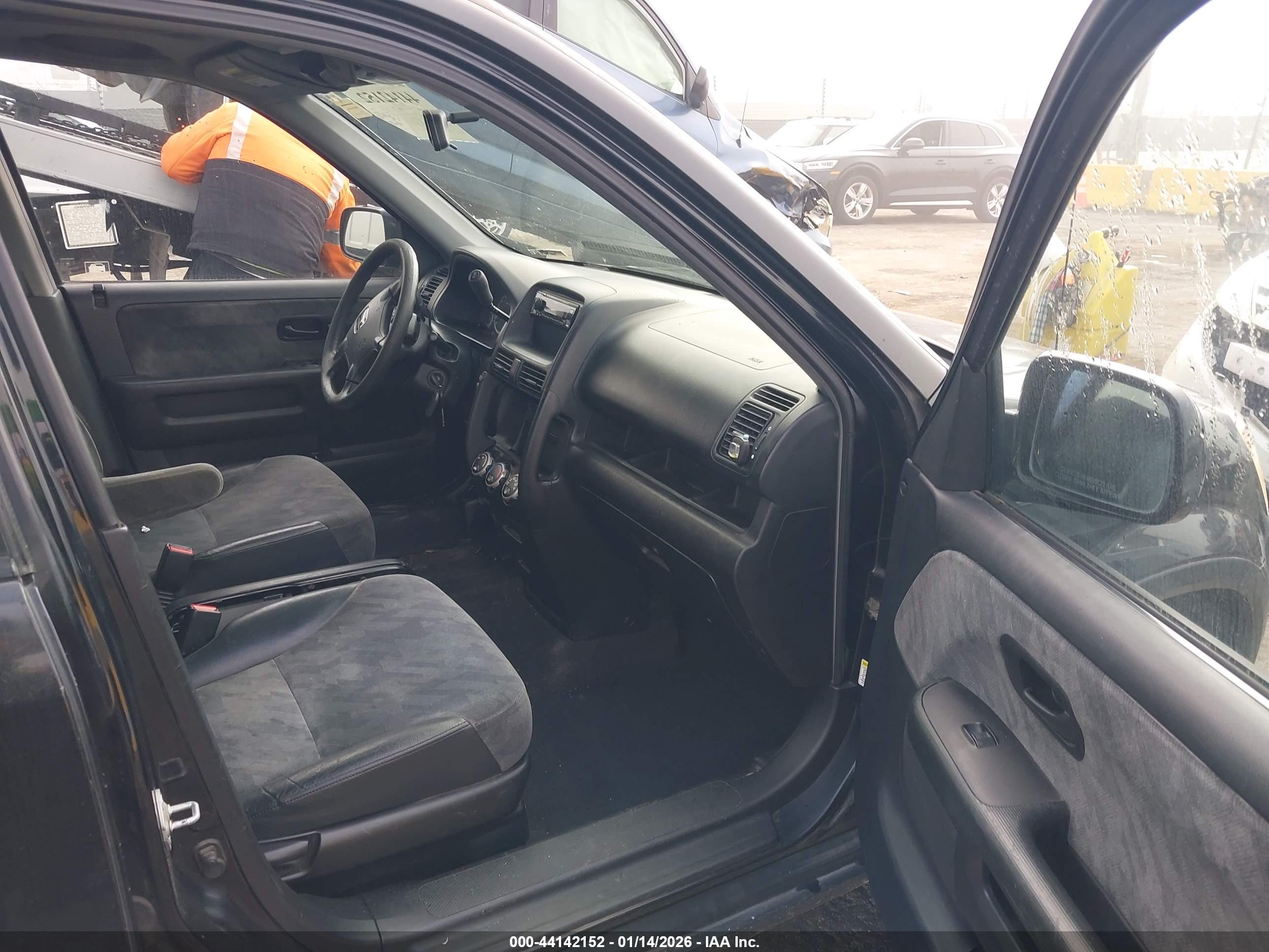 HONDA CR-V image 5