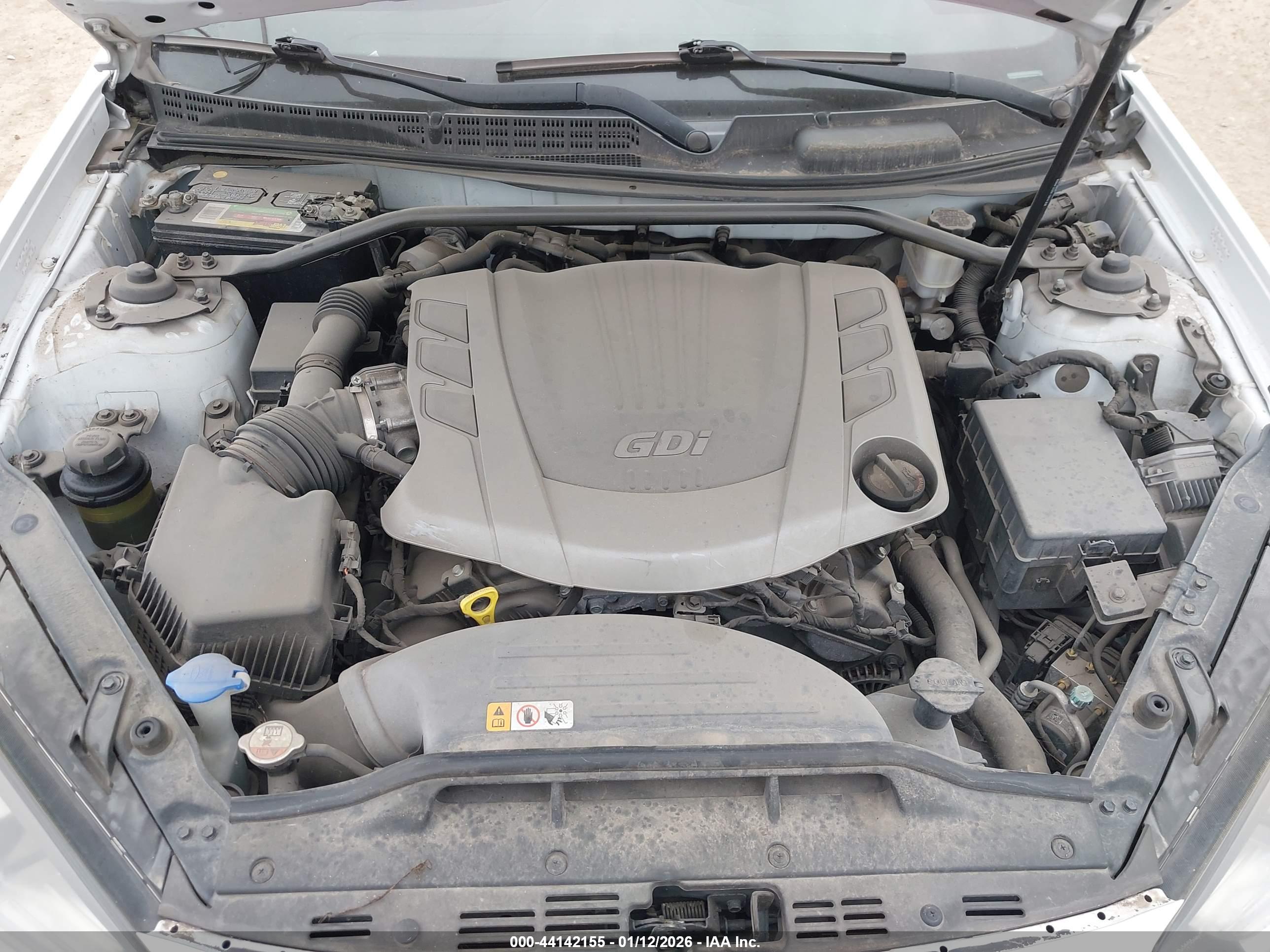 HYUNDAI GENESIS image 10