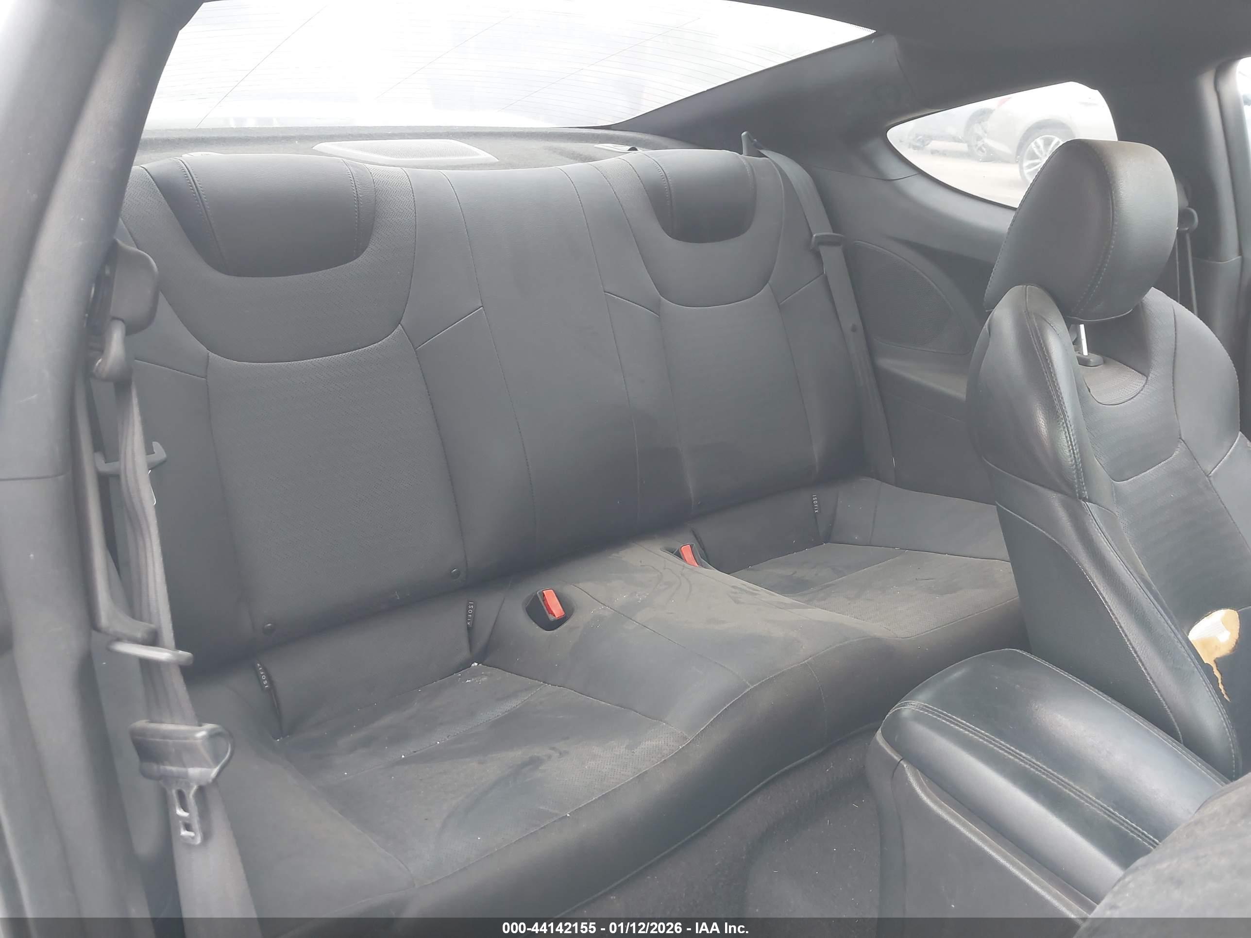 HYUNDAI GENESIS image 8