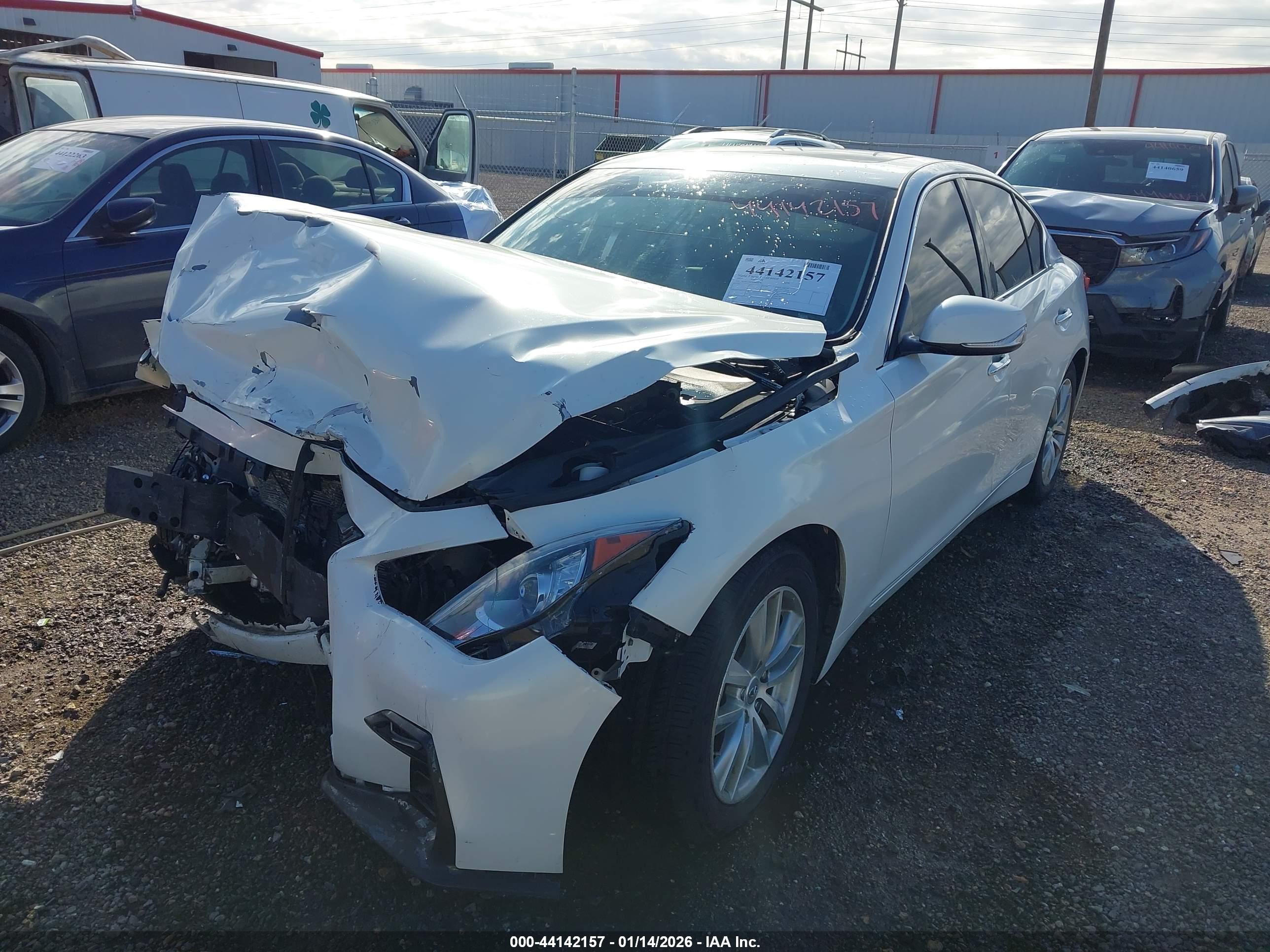 INFINITI Q50 image 2