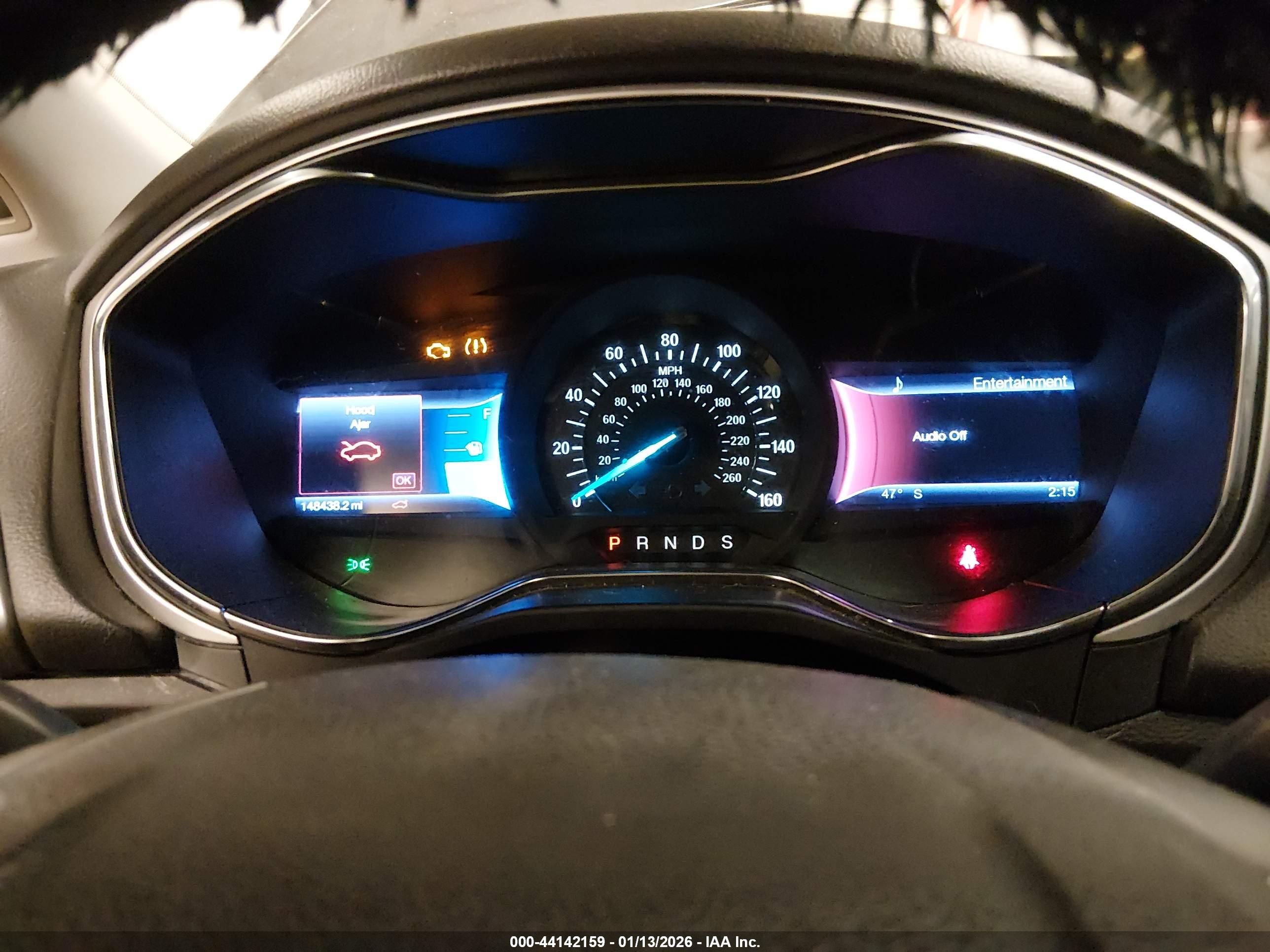 FORD FUSION image 7