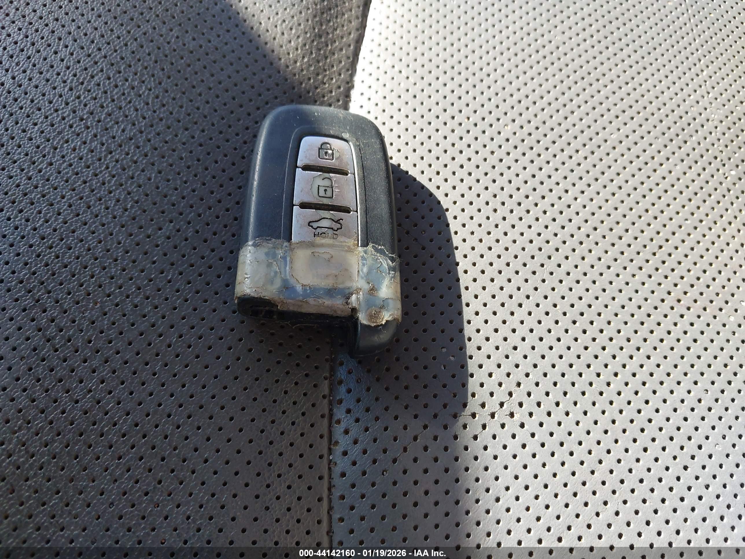 HYUNDAI SONATA image 11