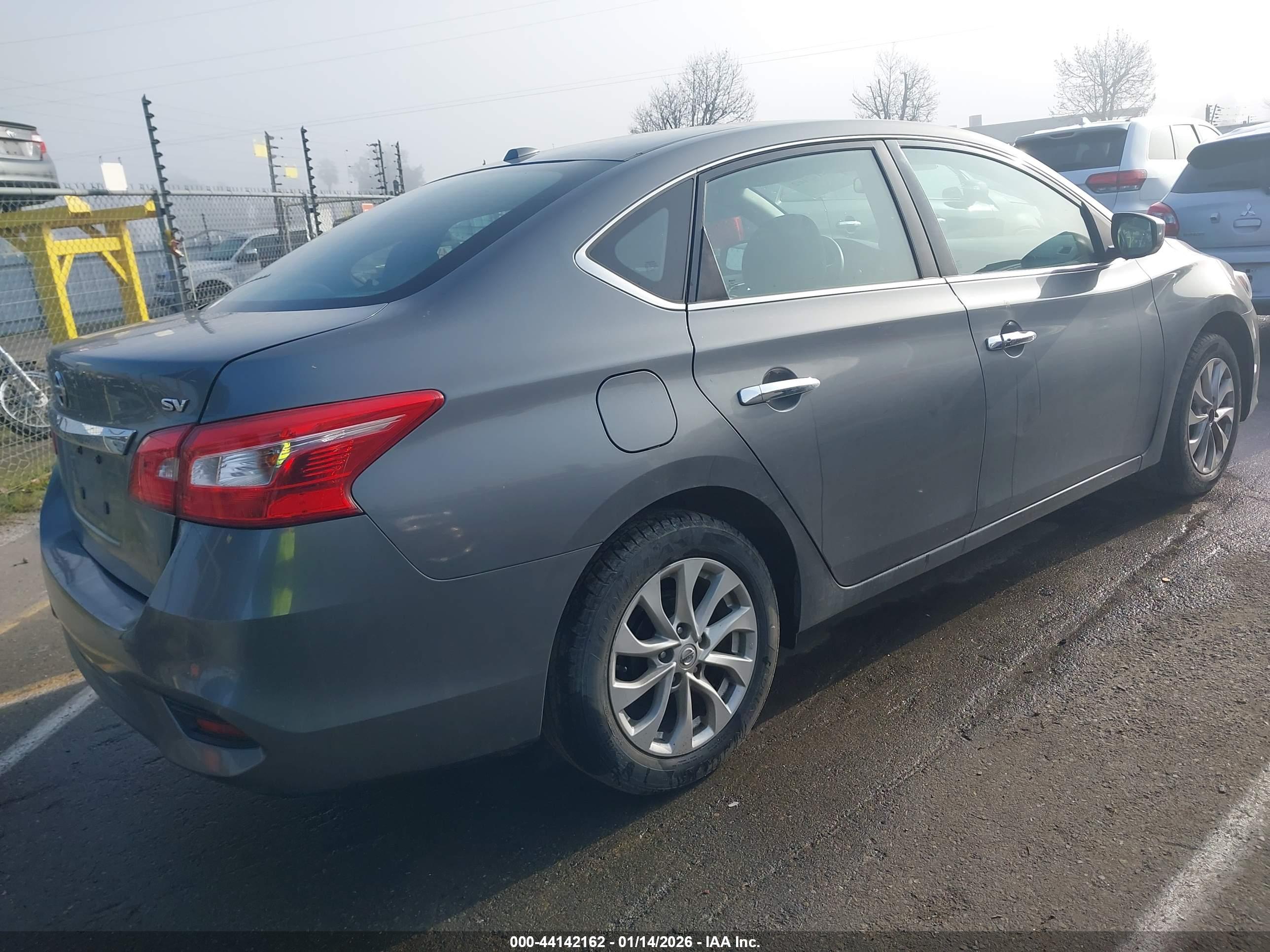NISSAN SENTRA image 4
