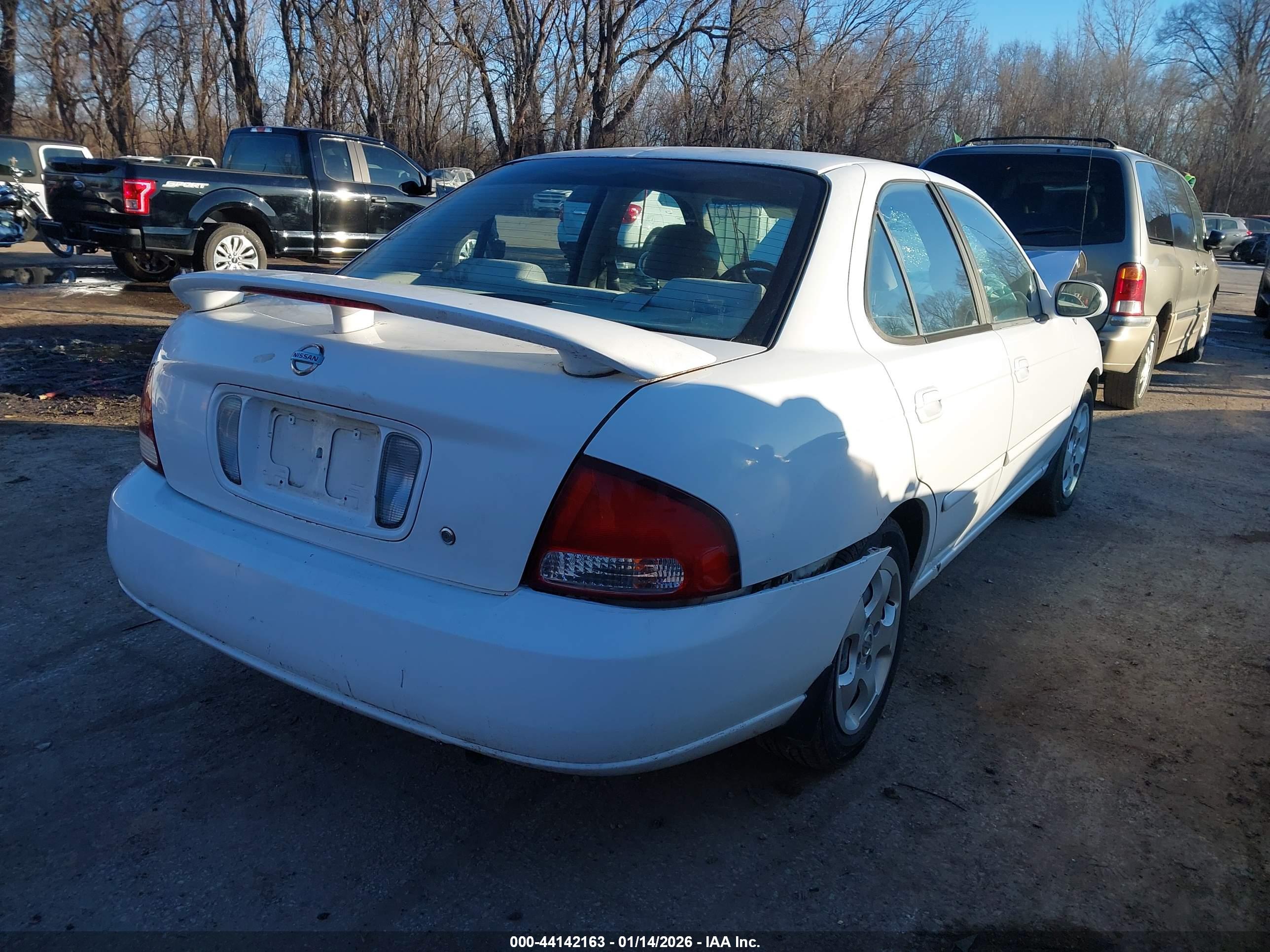 NISSAN SENTRA image 4