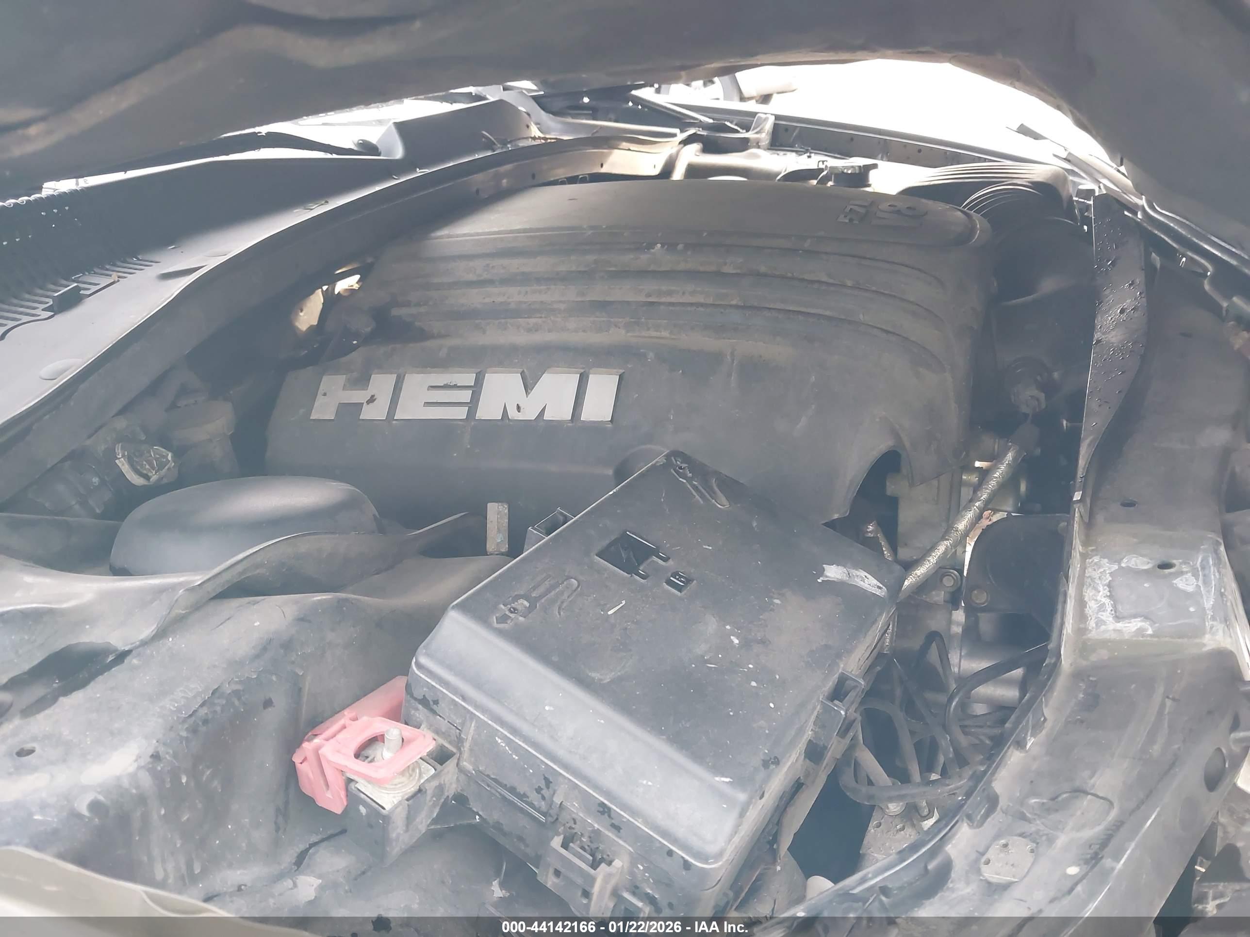 CHRYSLER 300C image 10