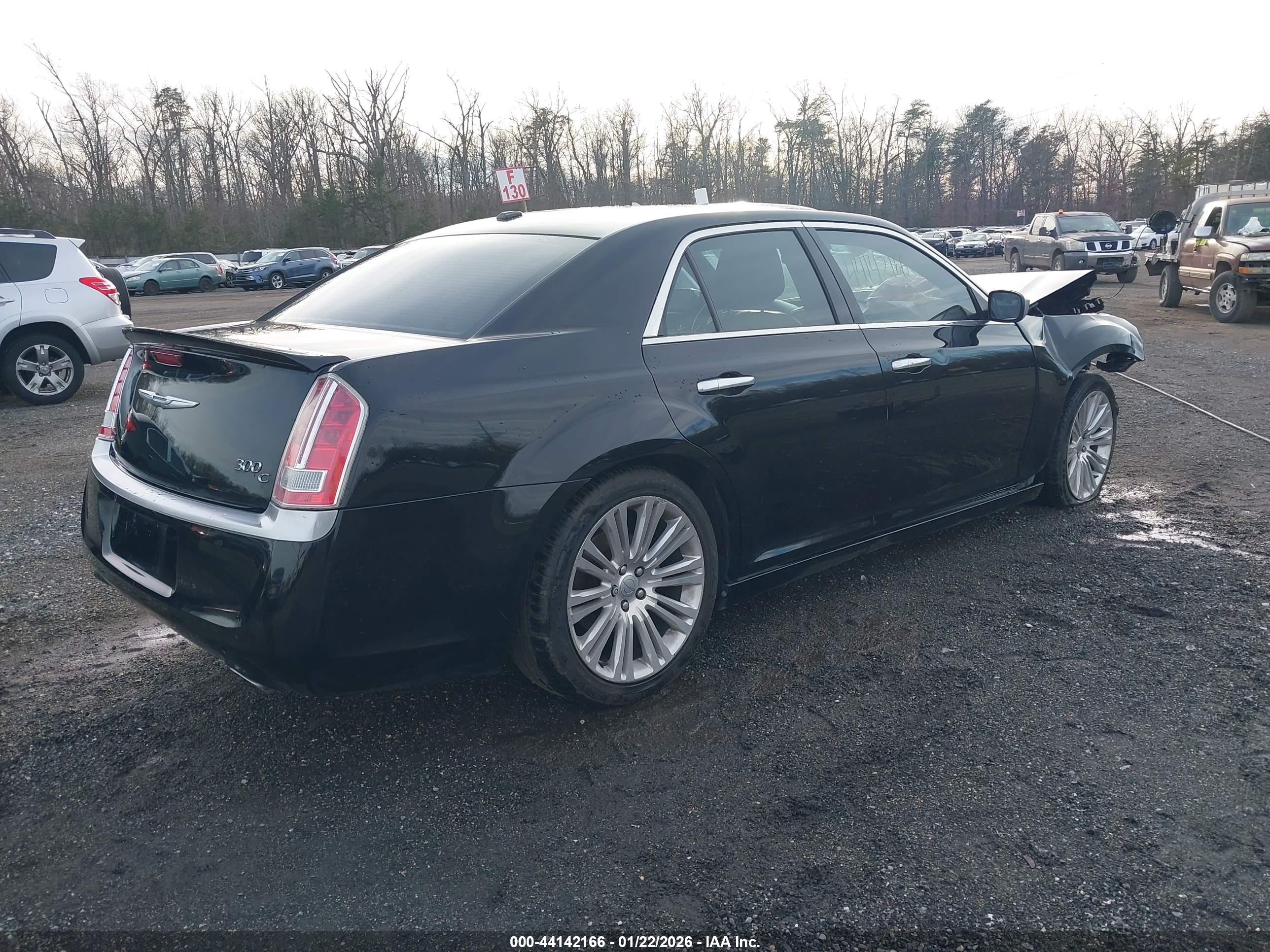 CHRYSLER 300C image 4