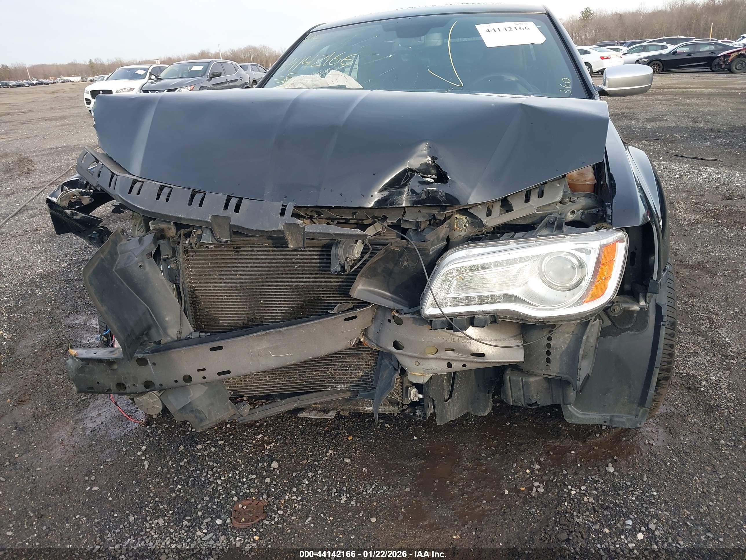 CHRYSLER 300C image 6