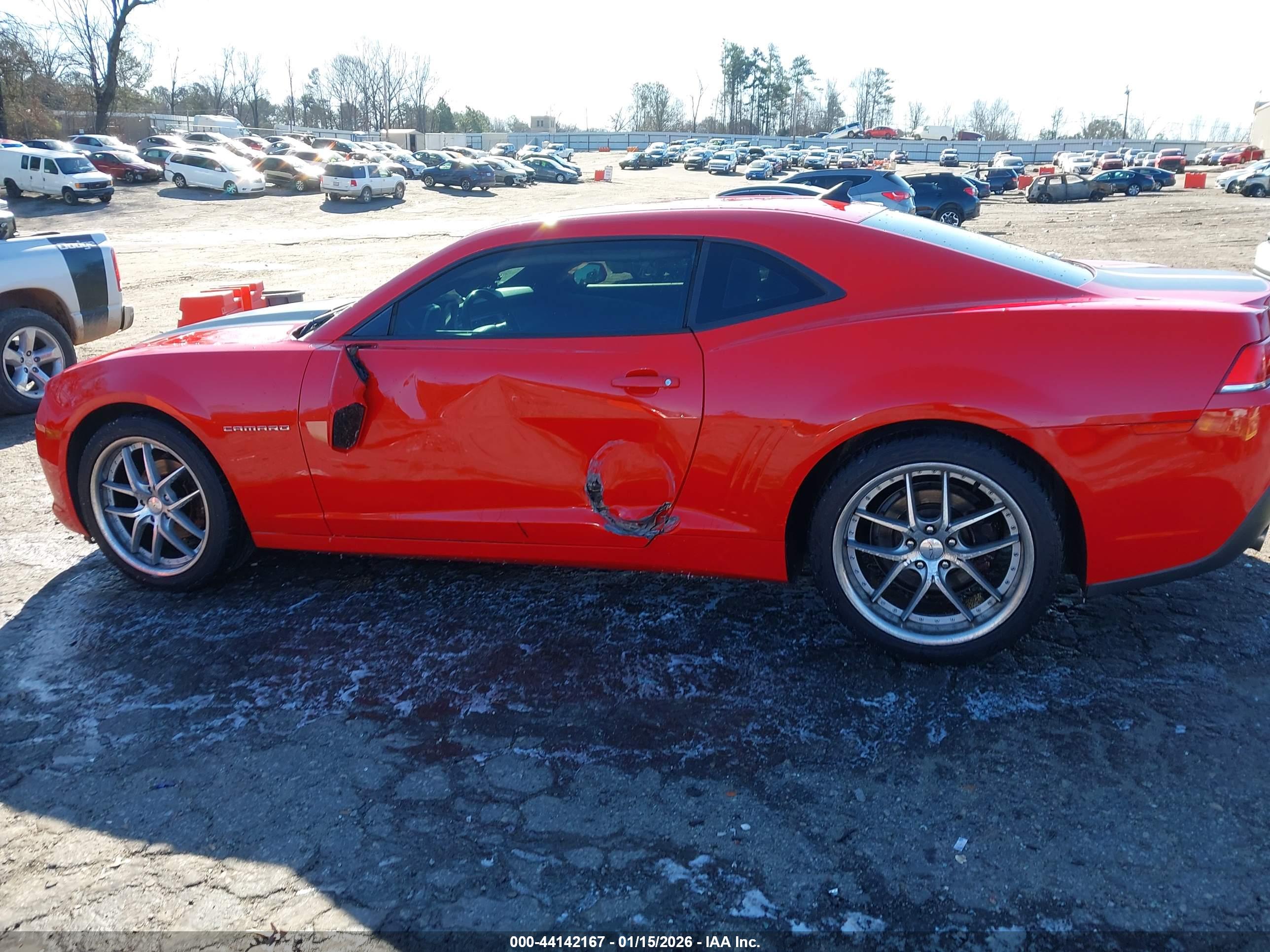 CHEVROLET CAMARO image 6