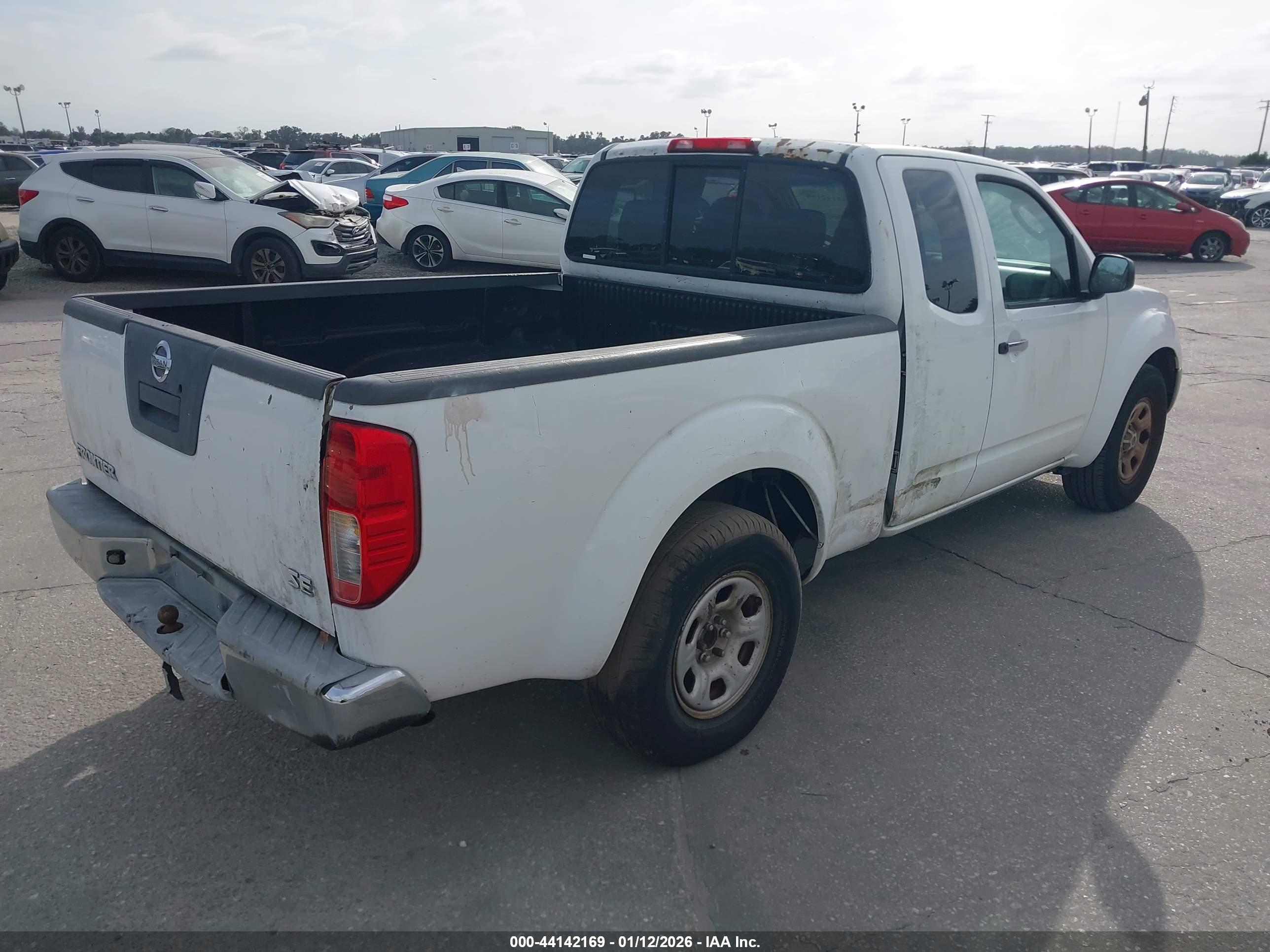 NISSAN FRONTIER image 4