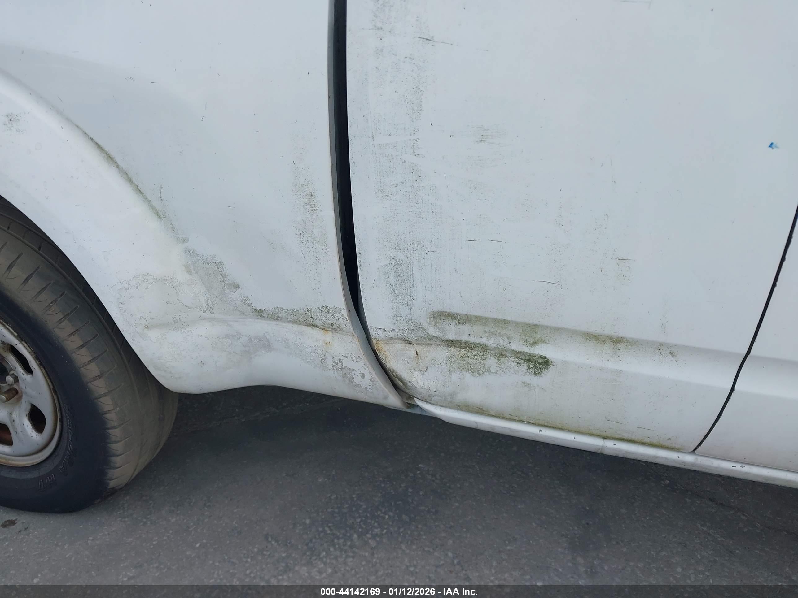 NISSAN FRONTIER image 6