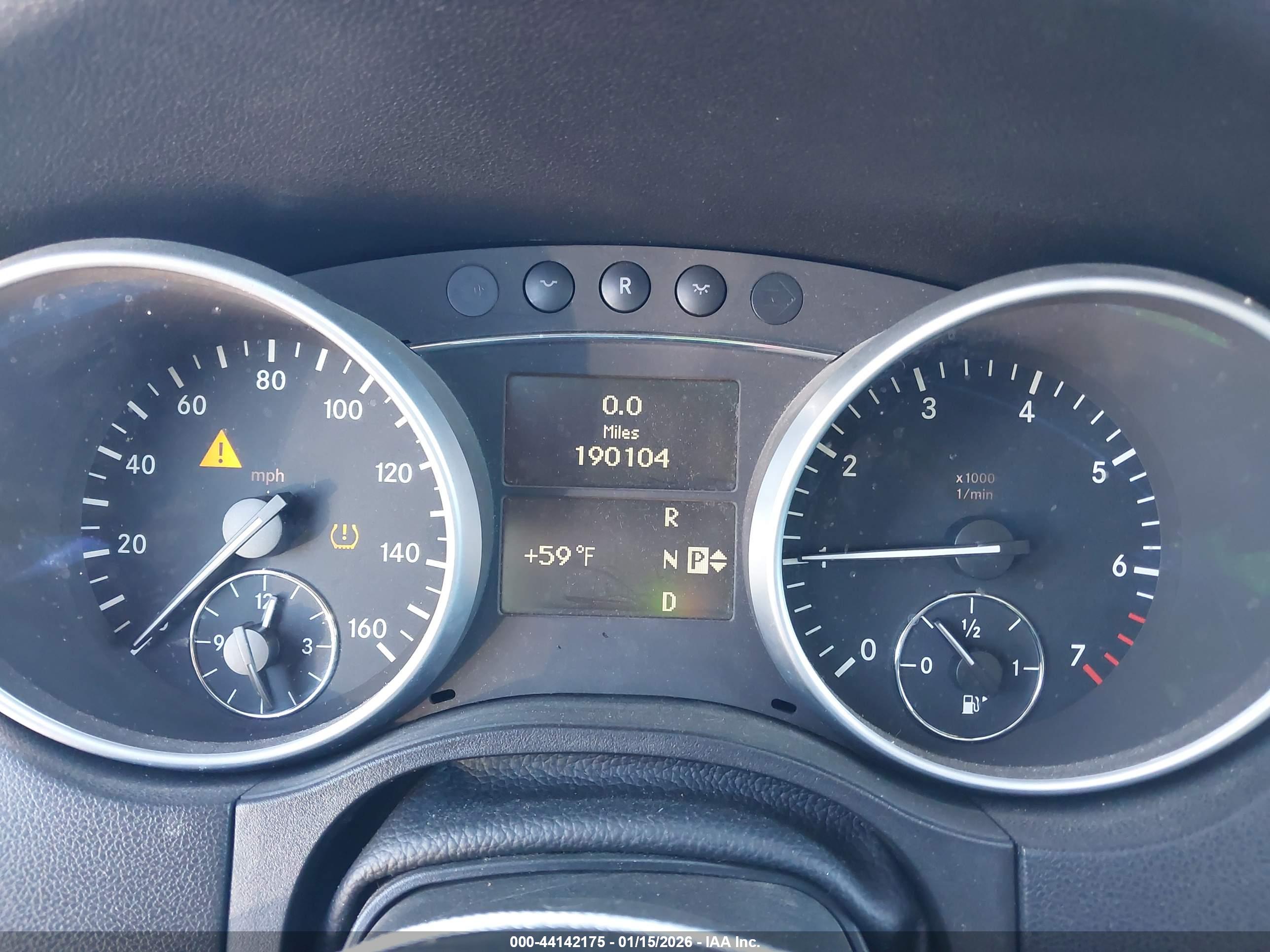 MERCEDES-BENZ ML image 7