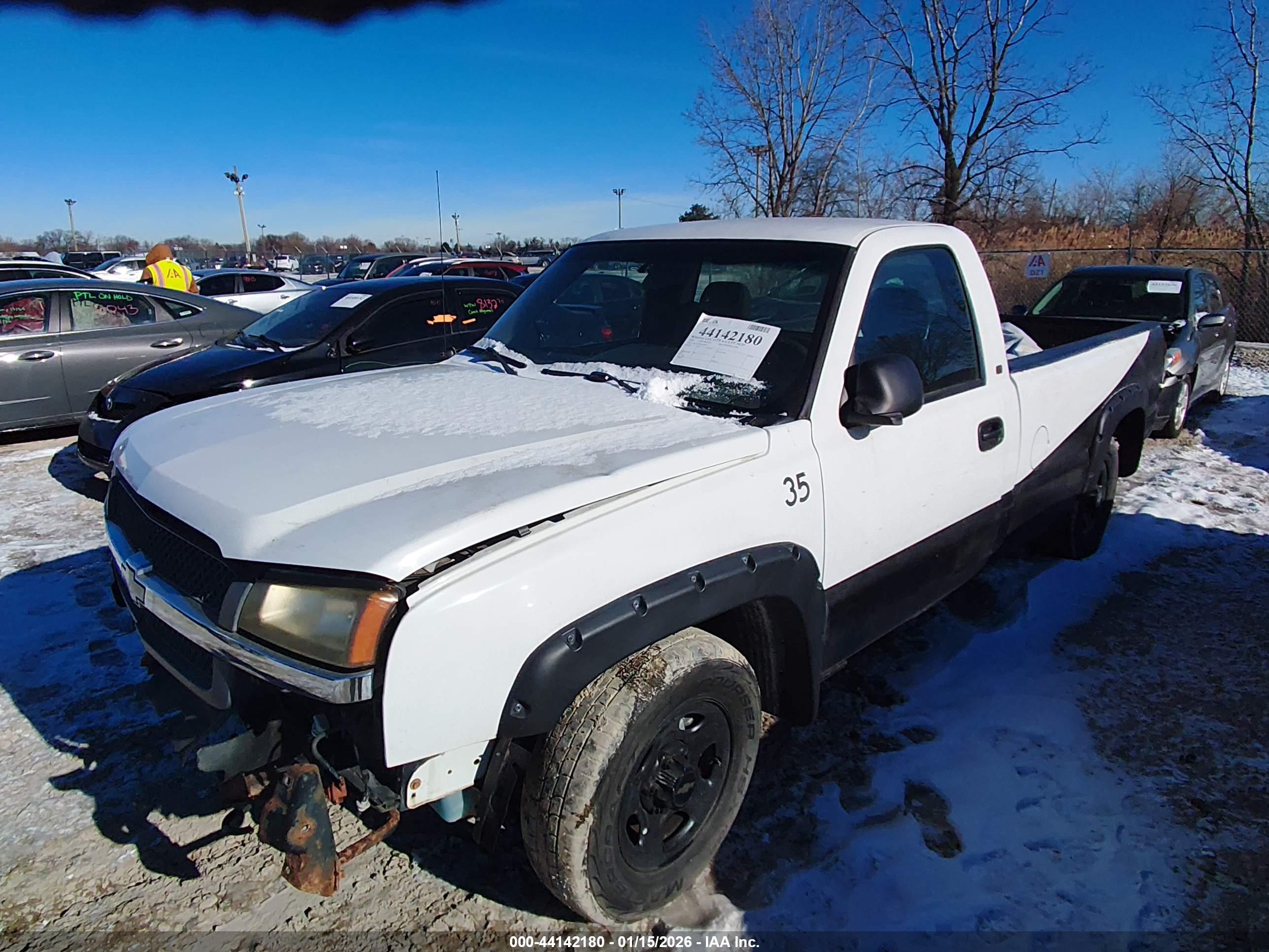CHEVROLET SILVERADO image 2