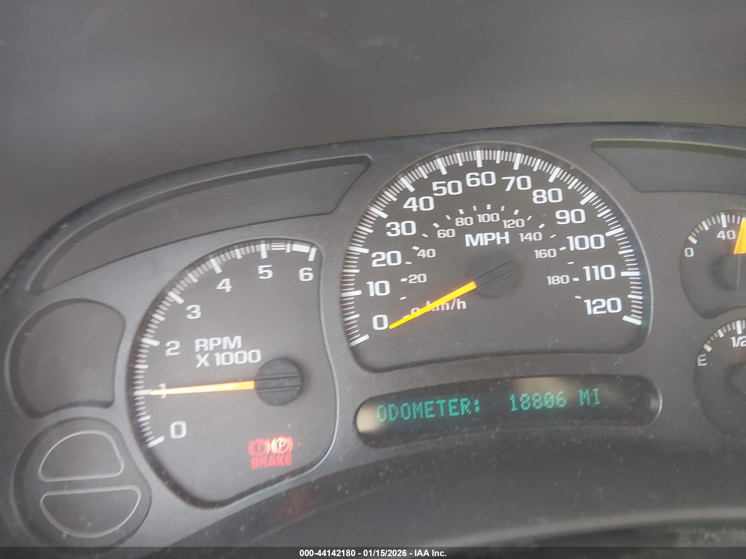 CHEVROLET SILVERADO image 7