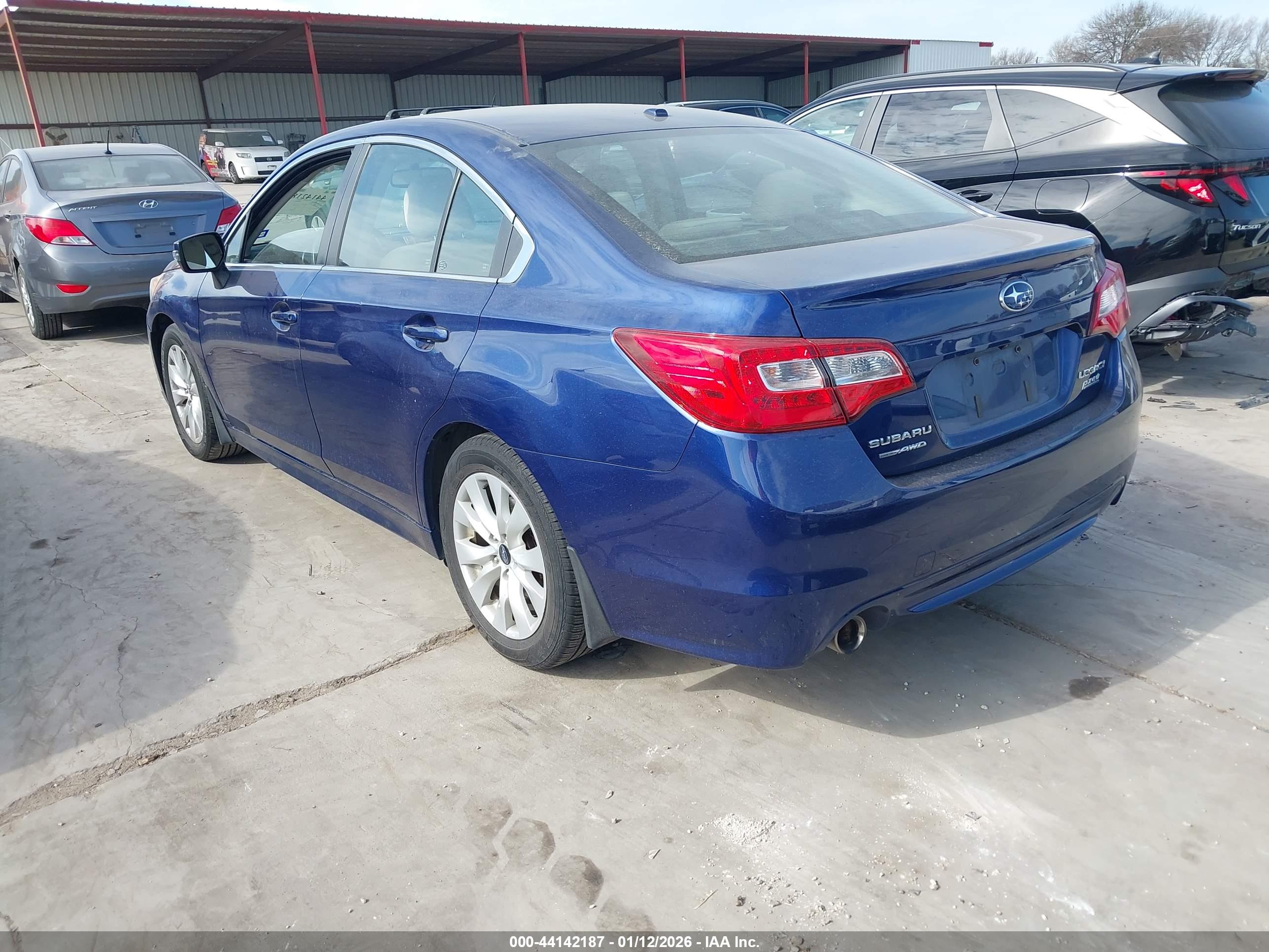 SUBARU LEGACY image 3