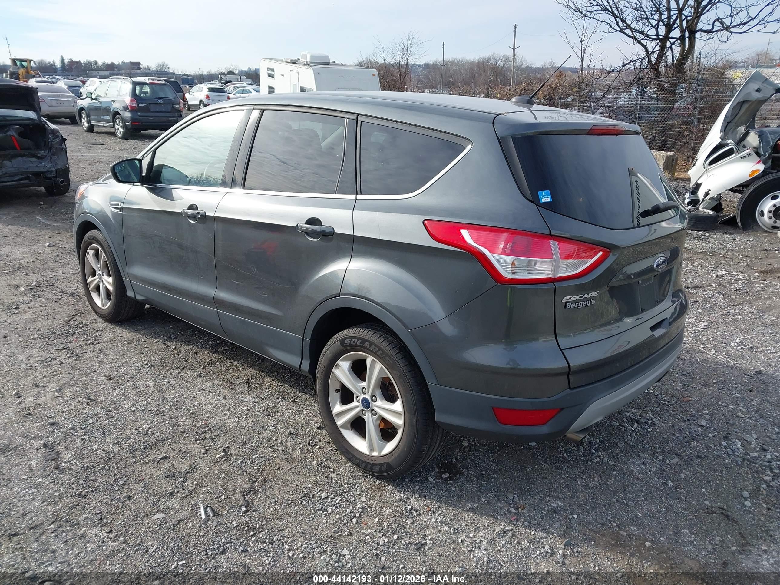 FORD ESCAPE image 3