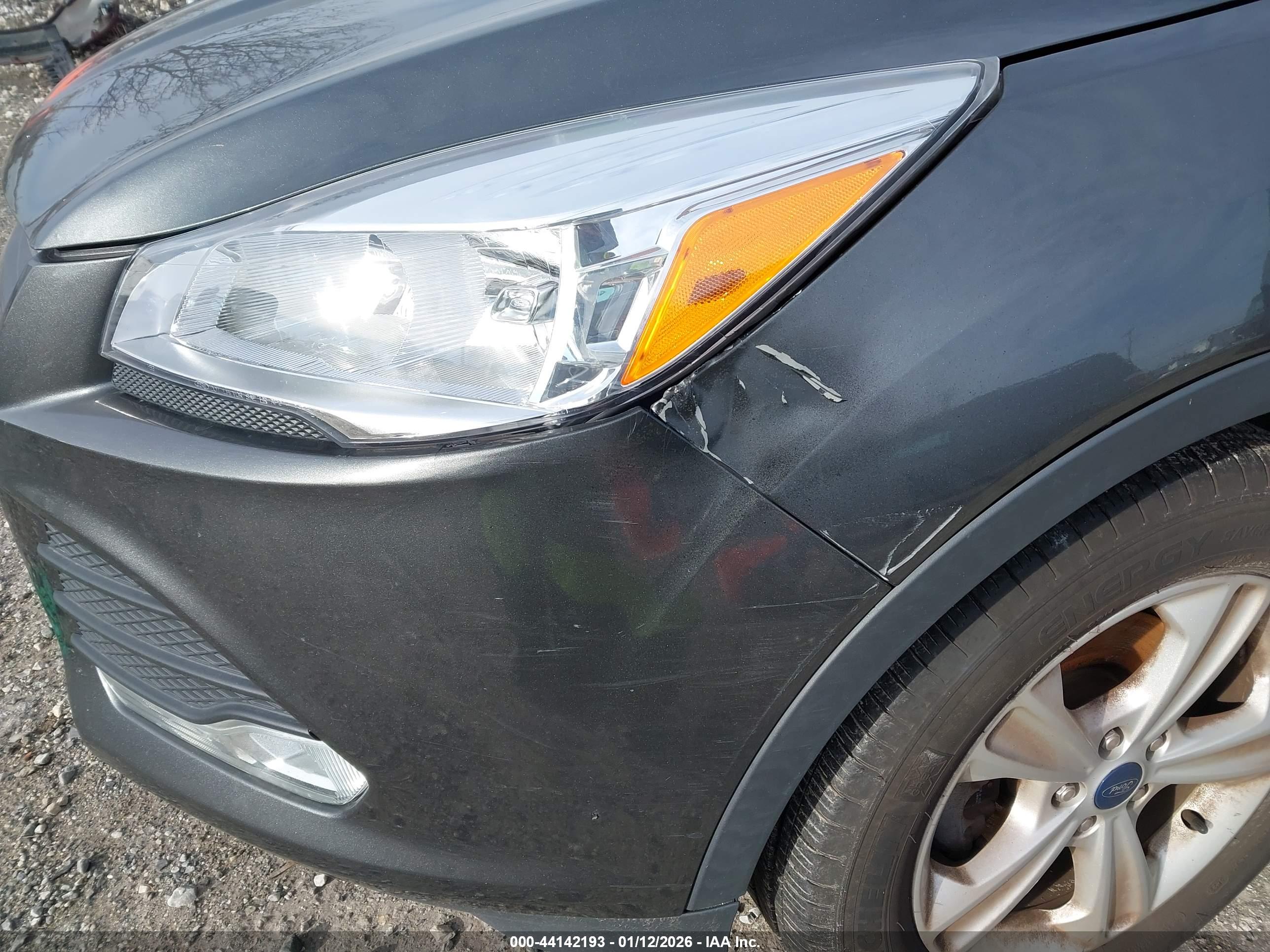 FORD ESCAPE image 6