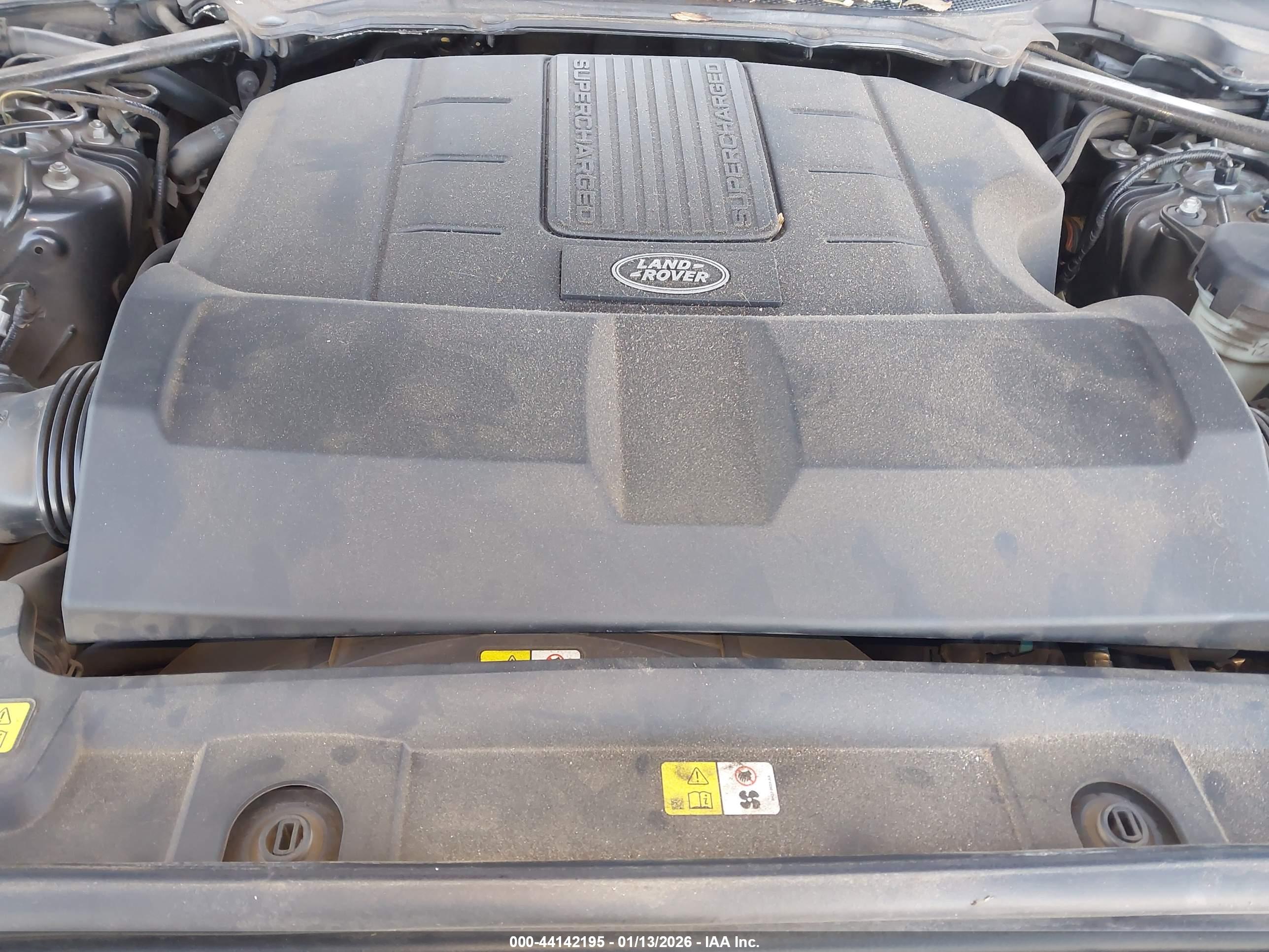 LAND ROVER image 10