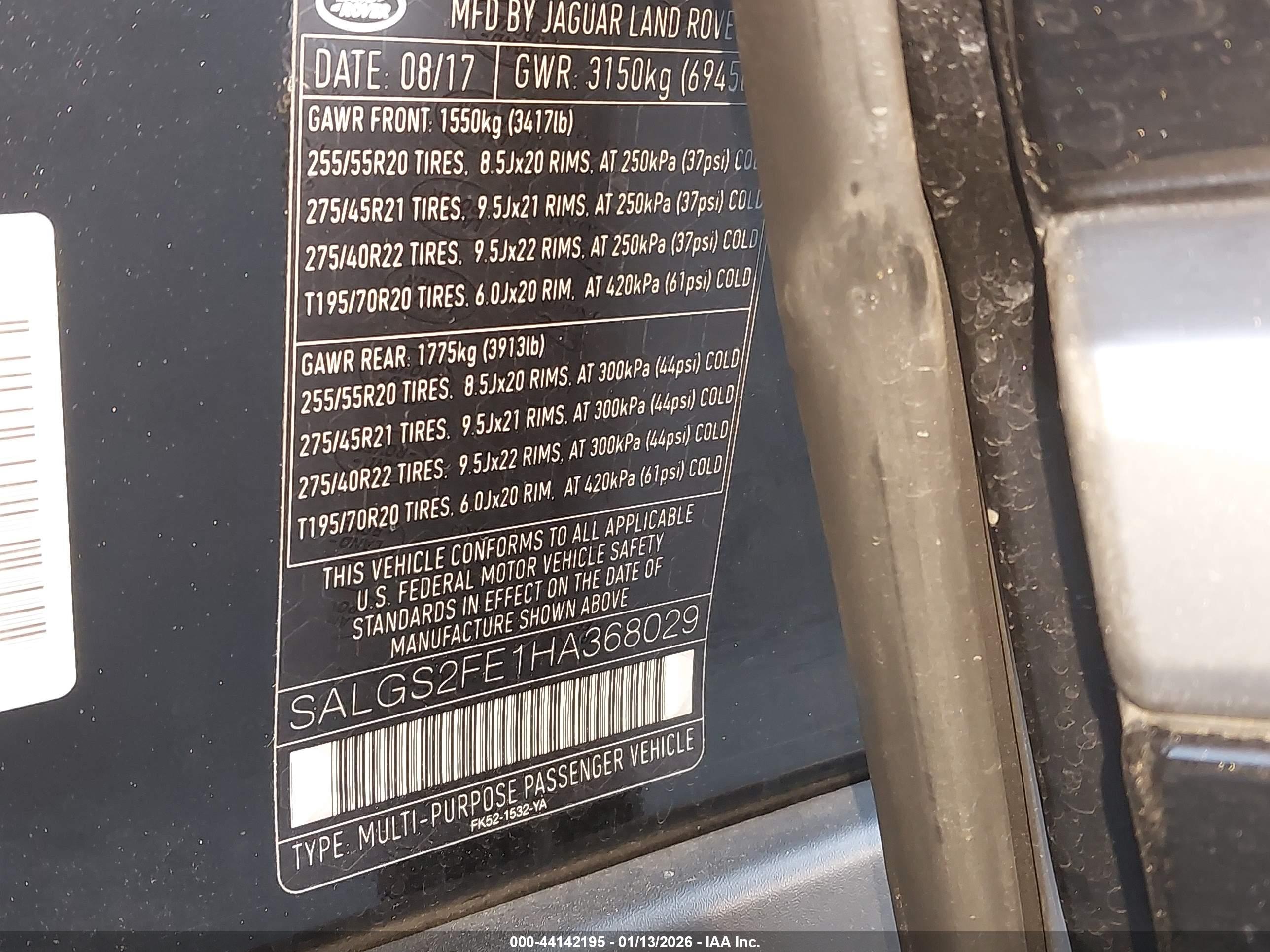 LAND ROVER image 9