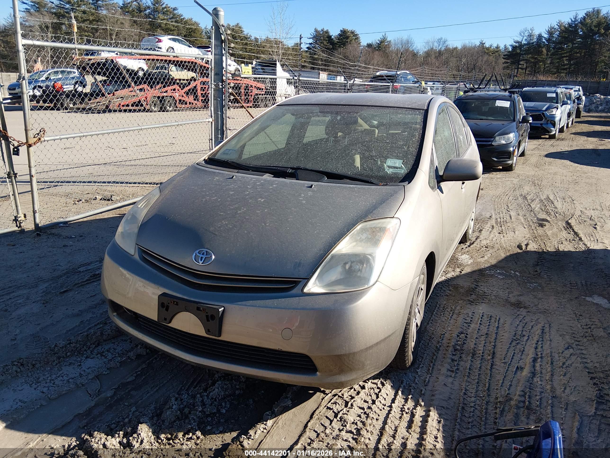 TOYOTA PRIUS image 2