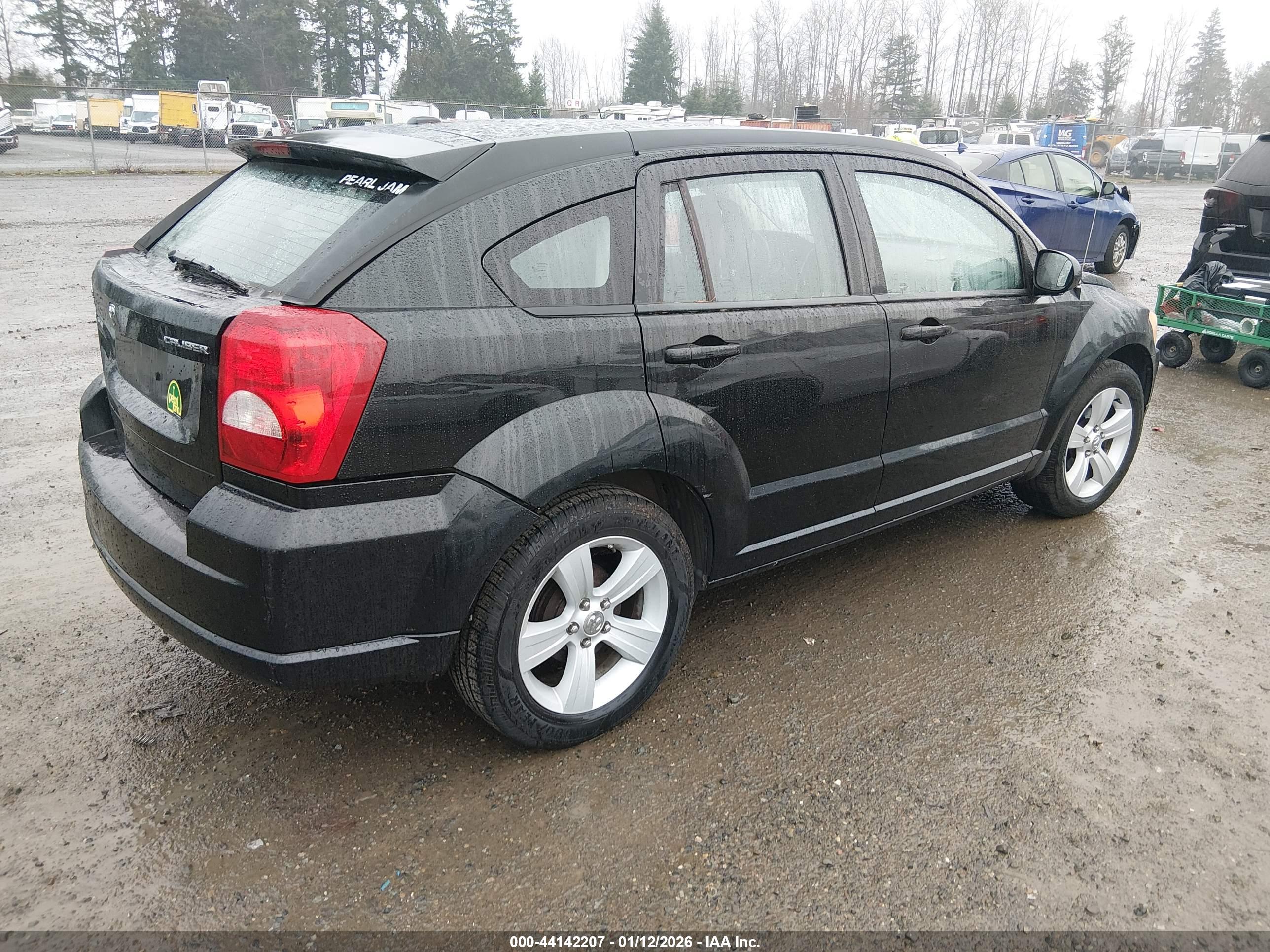 DODGE CALIBER image 4
