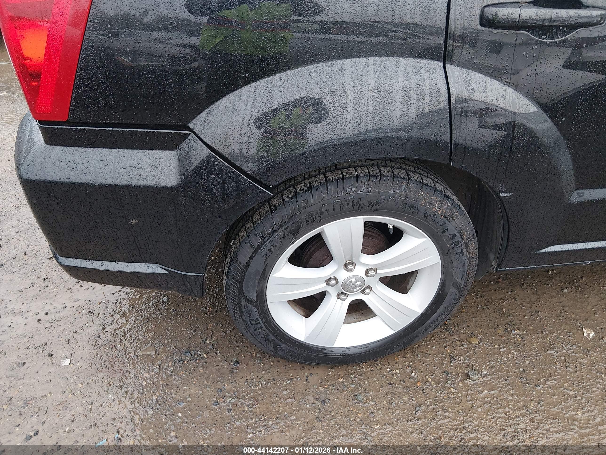 DODGE CALIBER image 6
