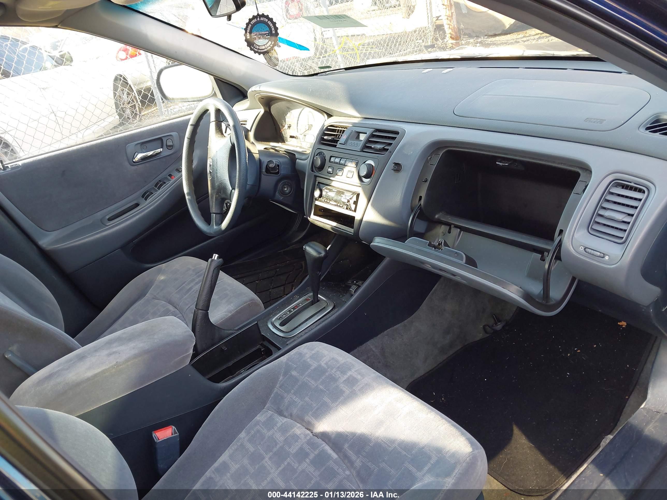 HONDA ACCORD image 5