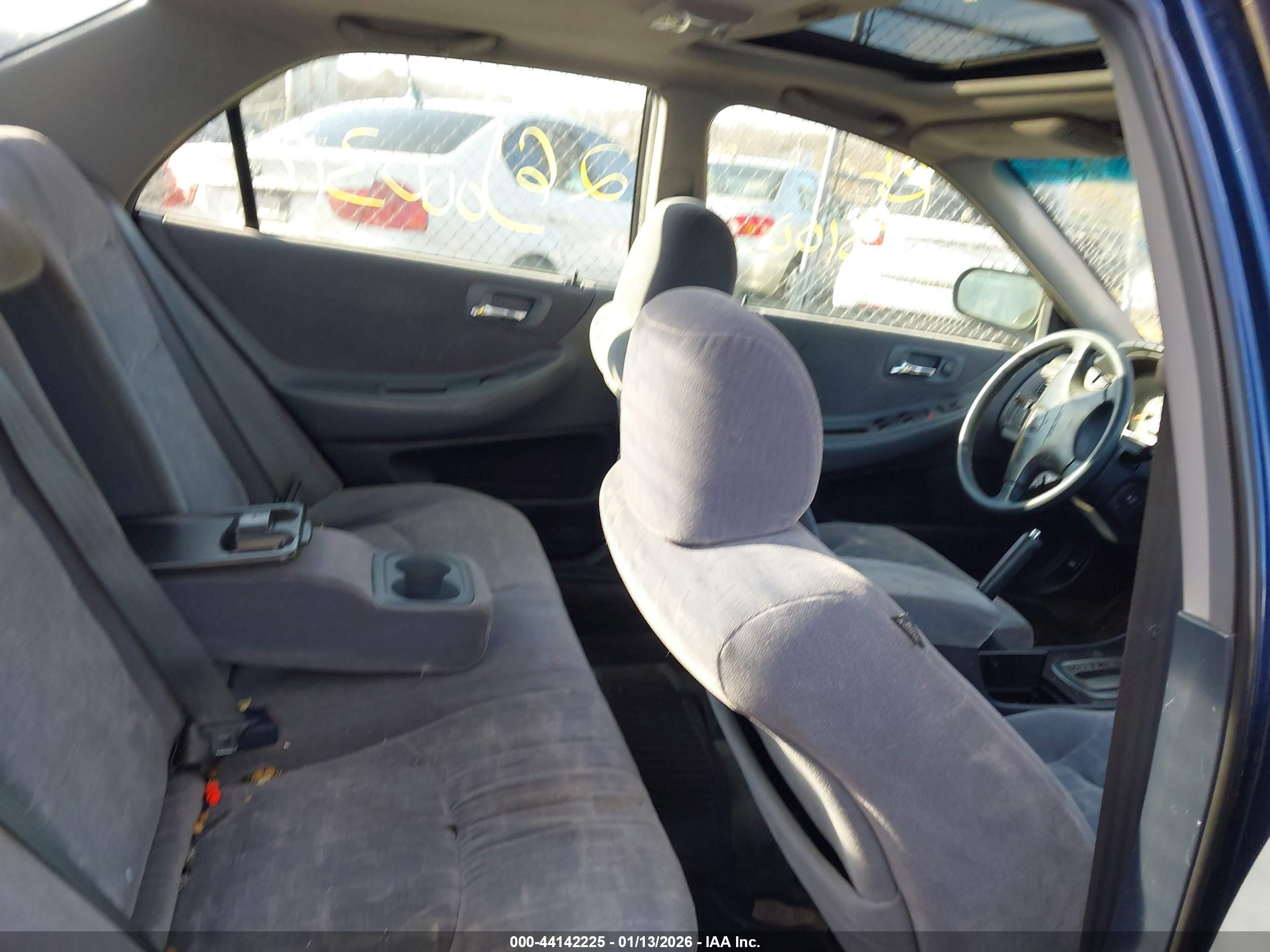 HONDA ACCORD image 8