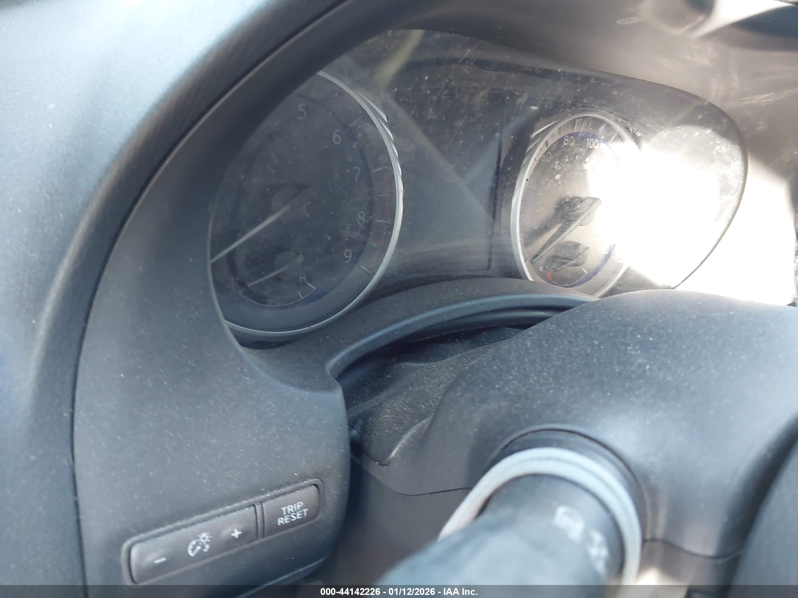INFINITI Q50 image 7