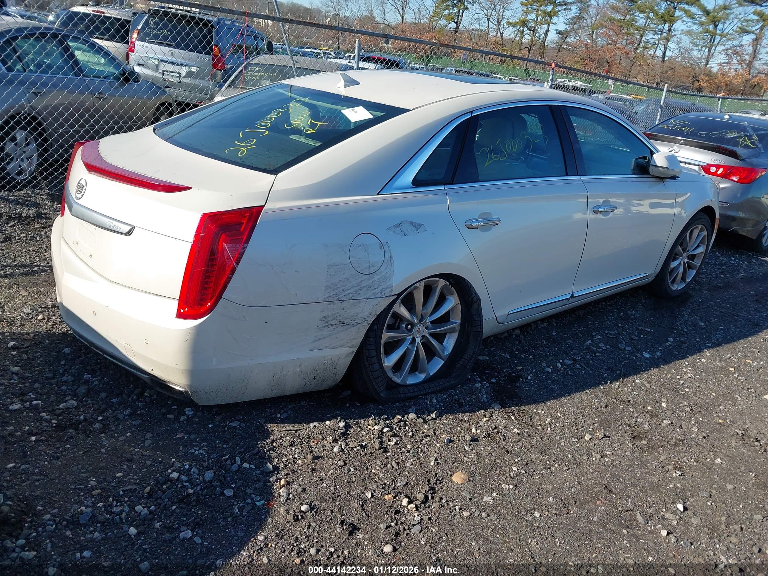 CADILLAC XTS image 4