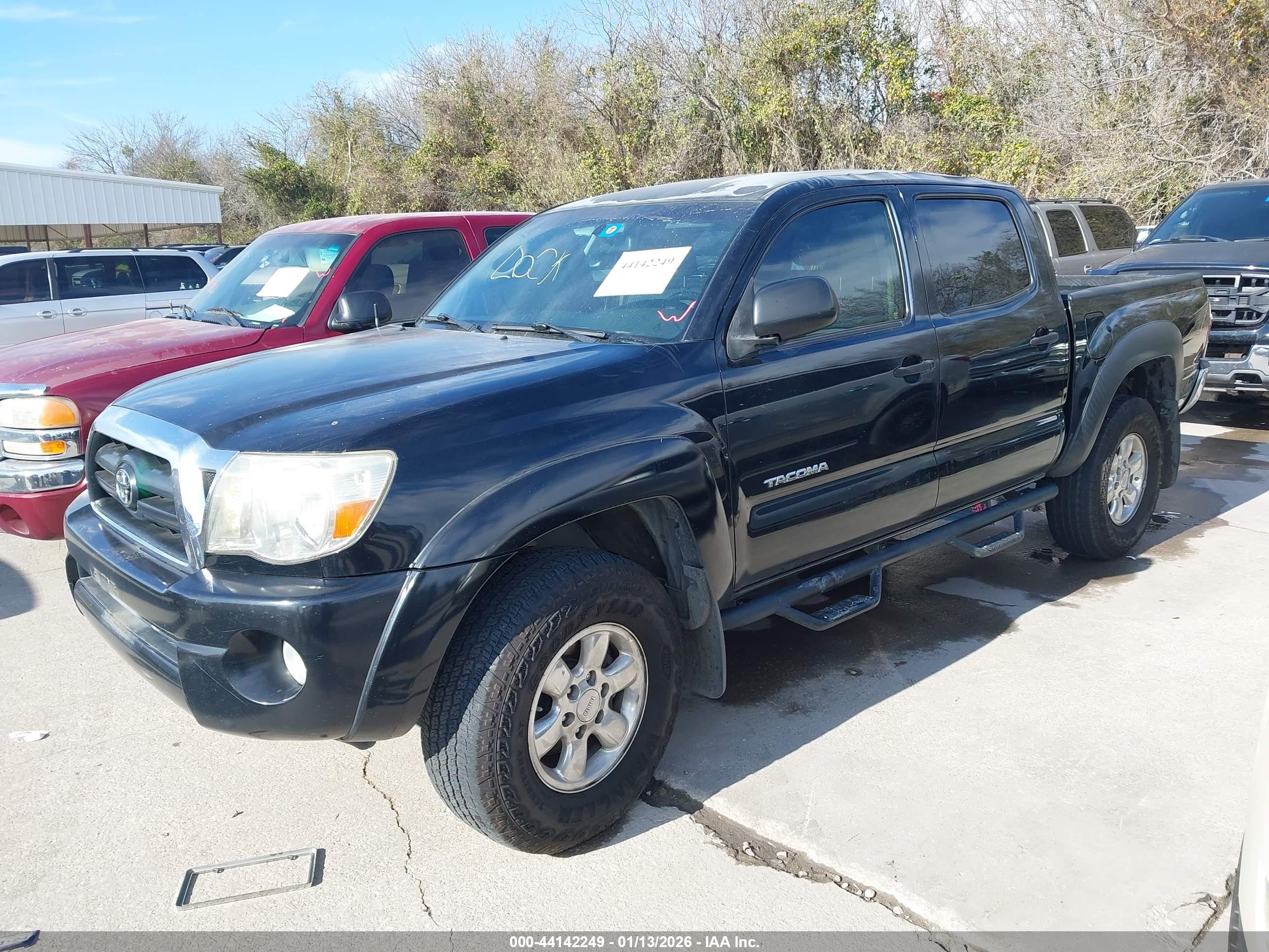 TOYOTA TACOMA image 2