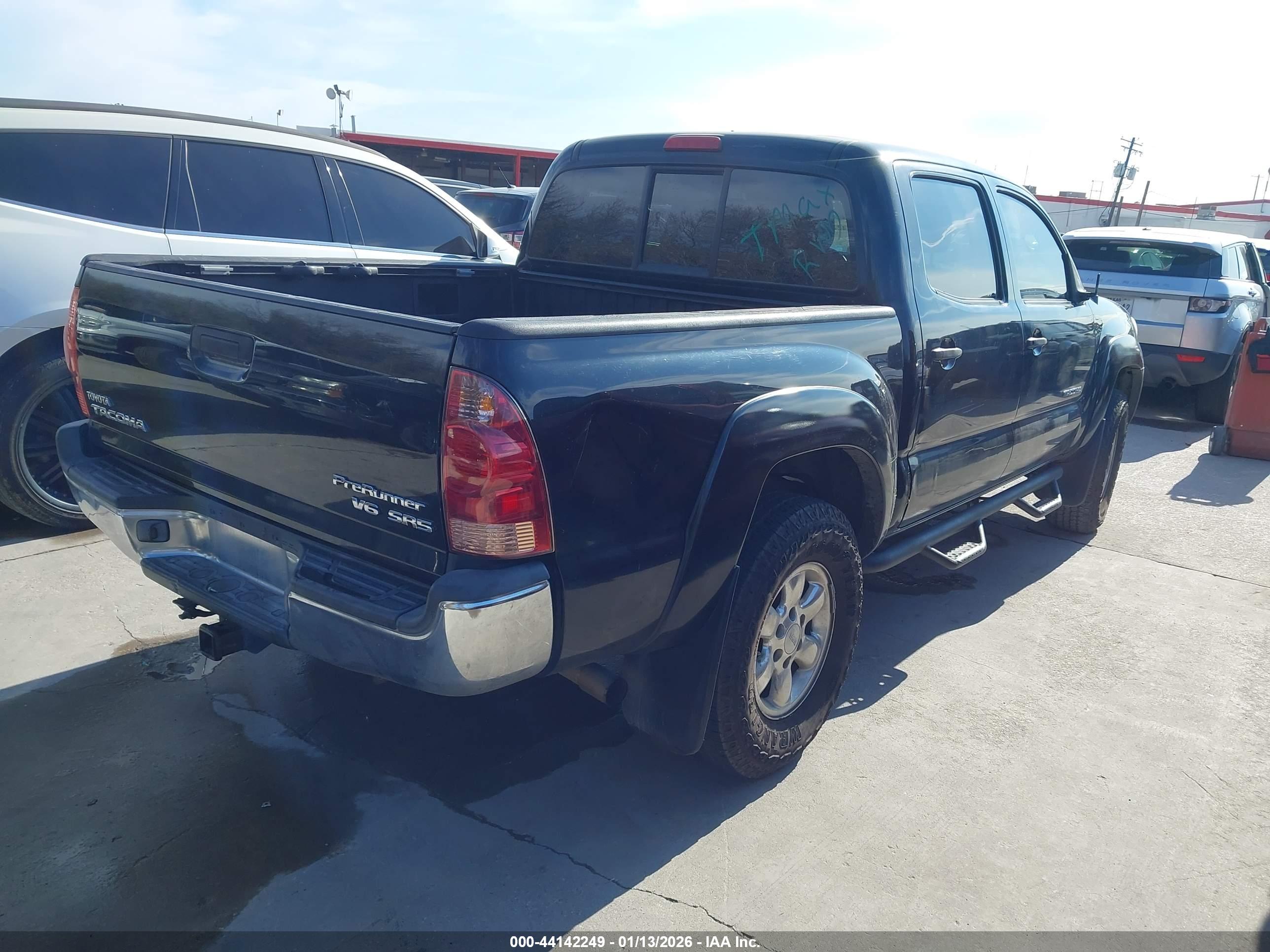 TOYOTA TACOMA image 4