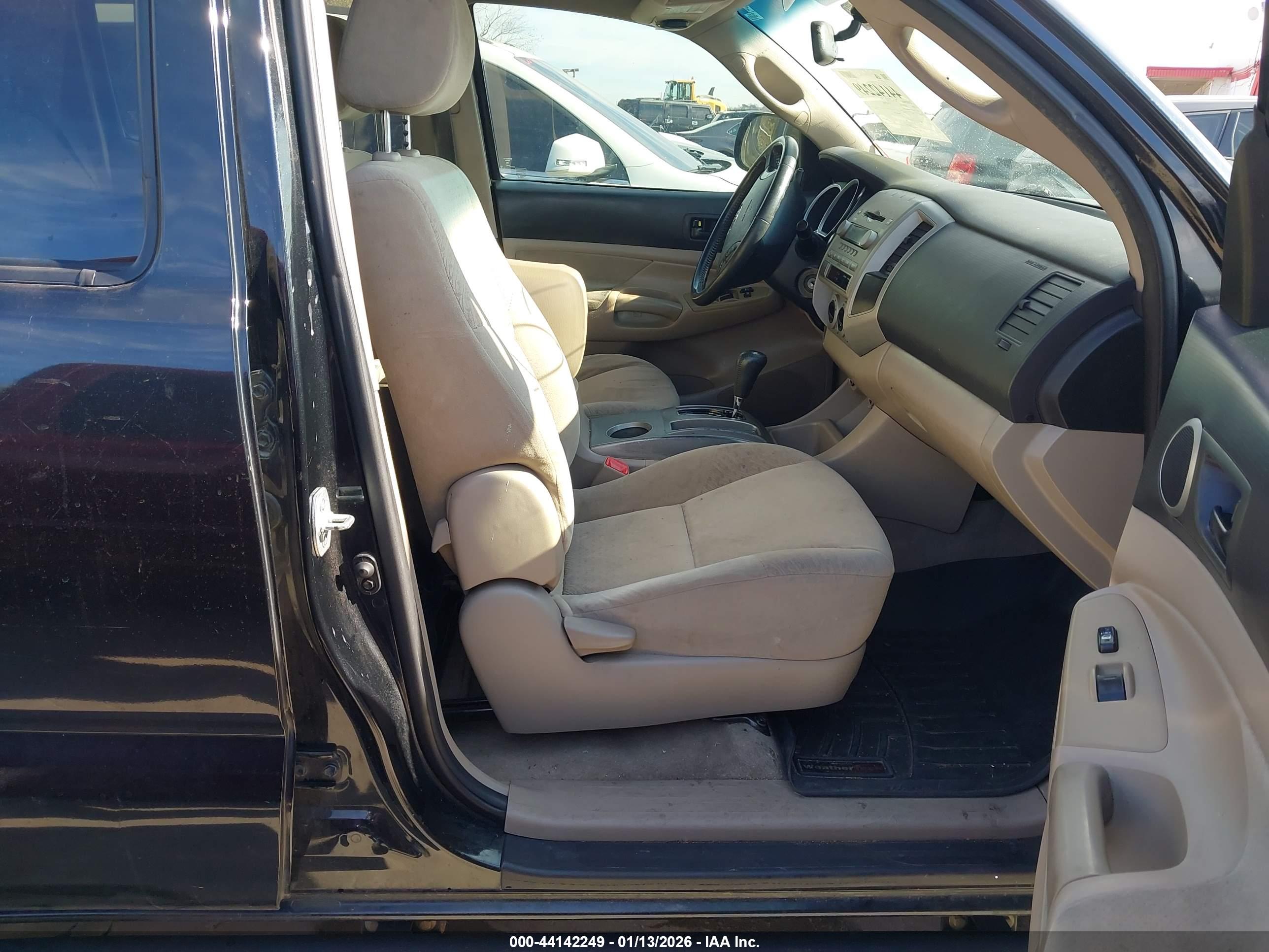TOYOTA TACOMA image 5