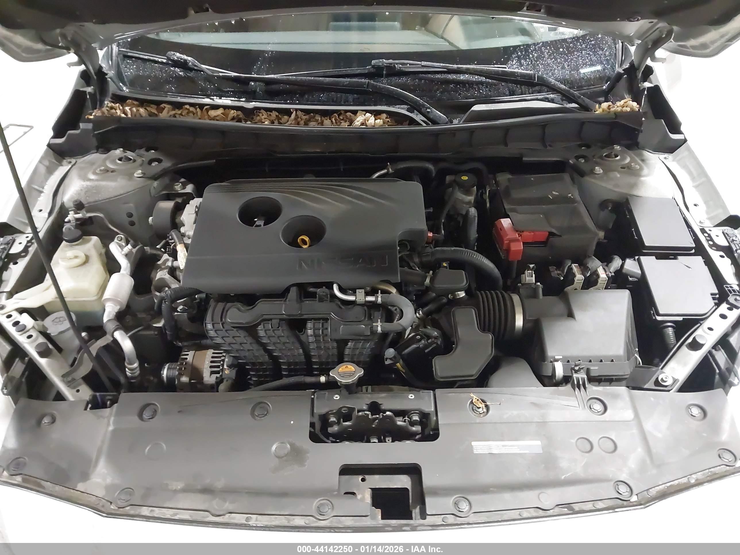 NISSAN ALTIMA image 10