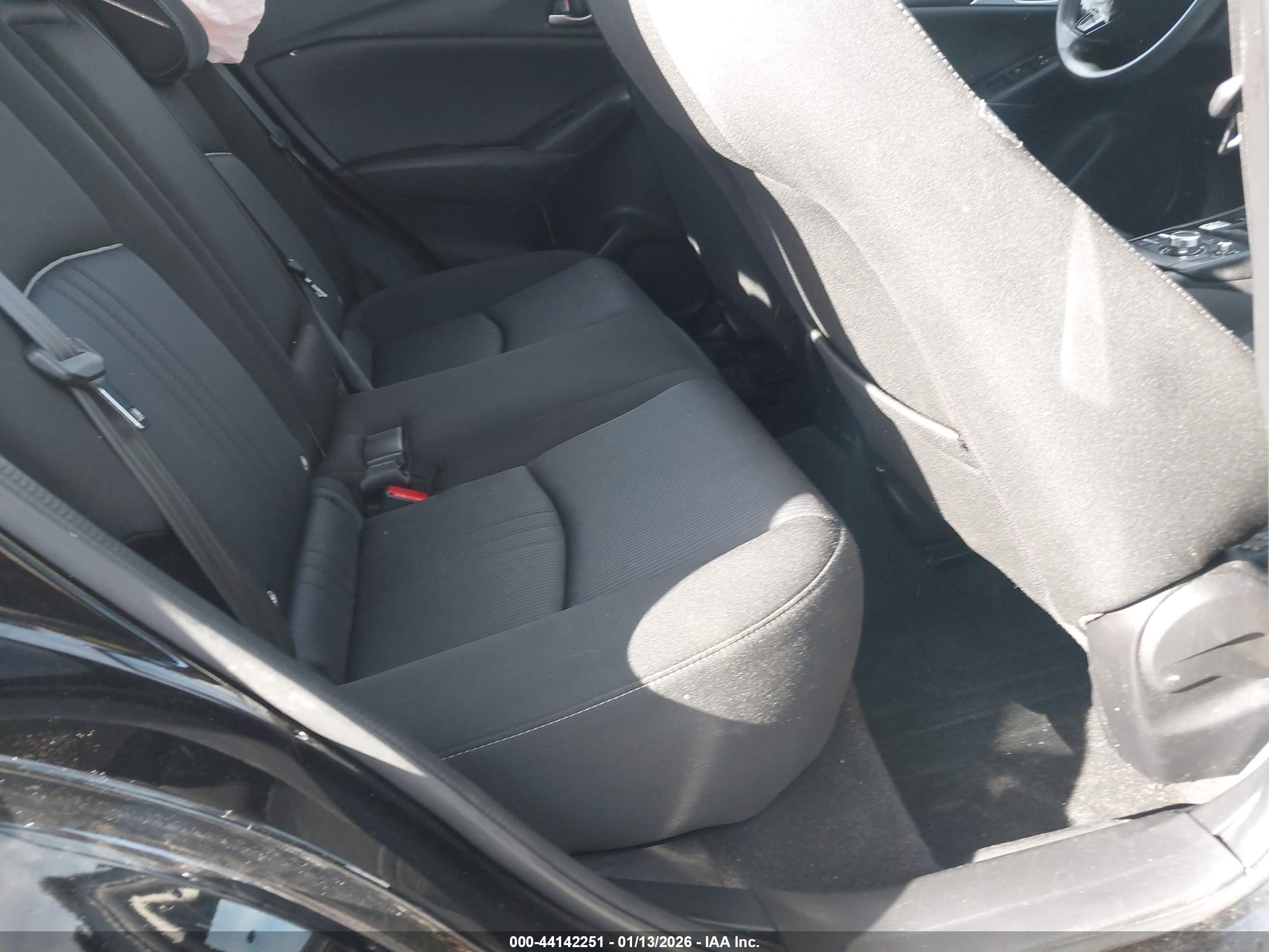 MAZDA CX-3 image 8
