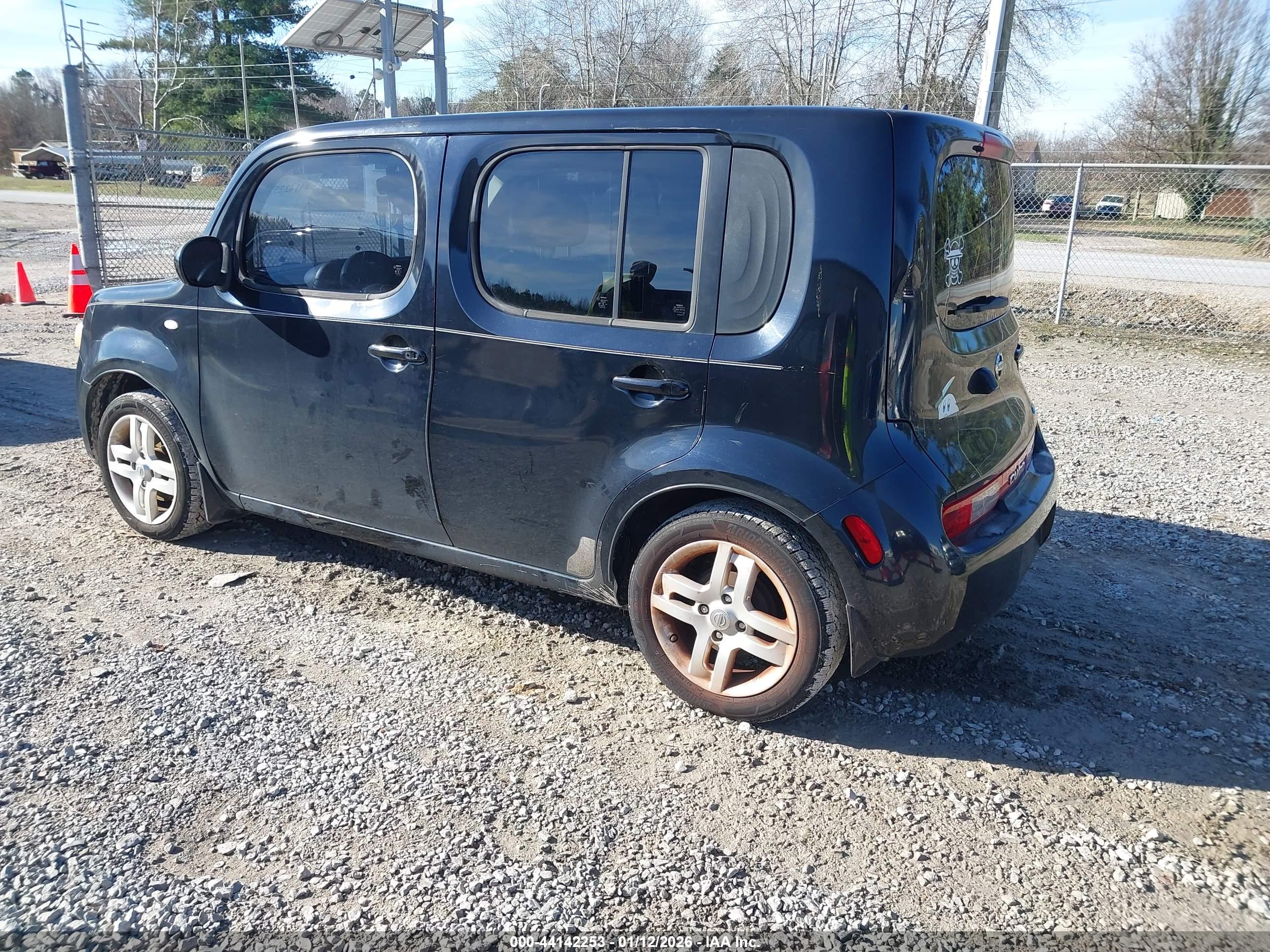 NISSAN CUBE image 3