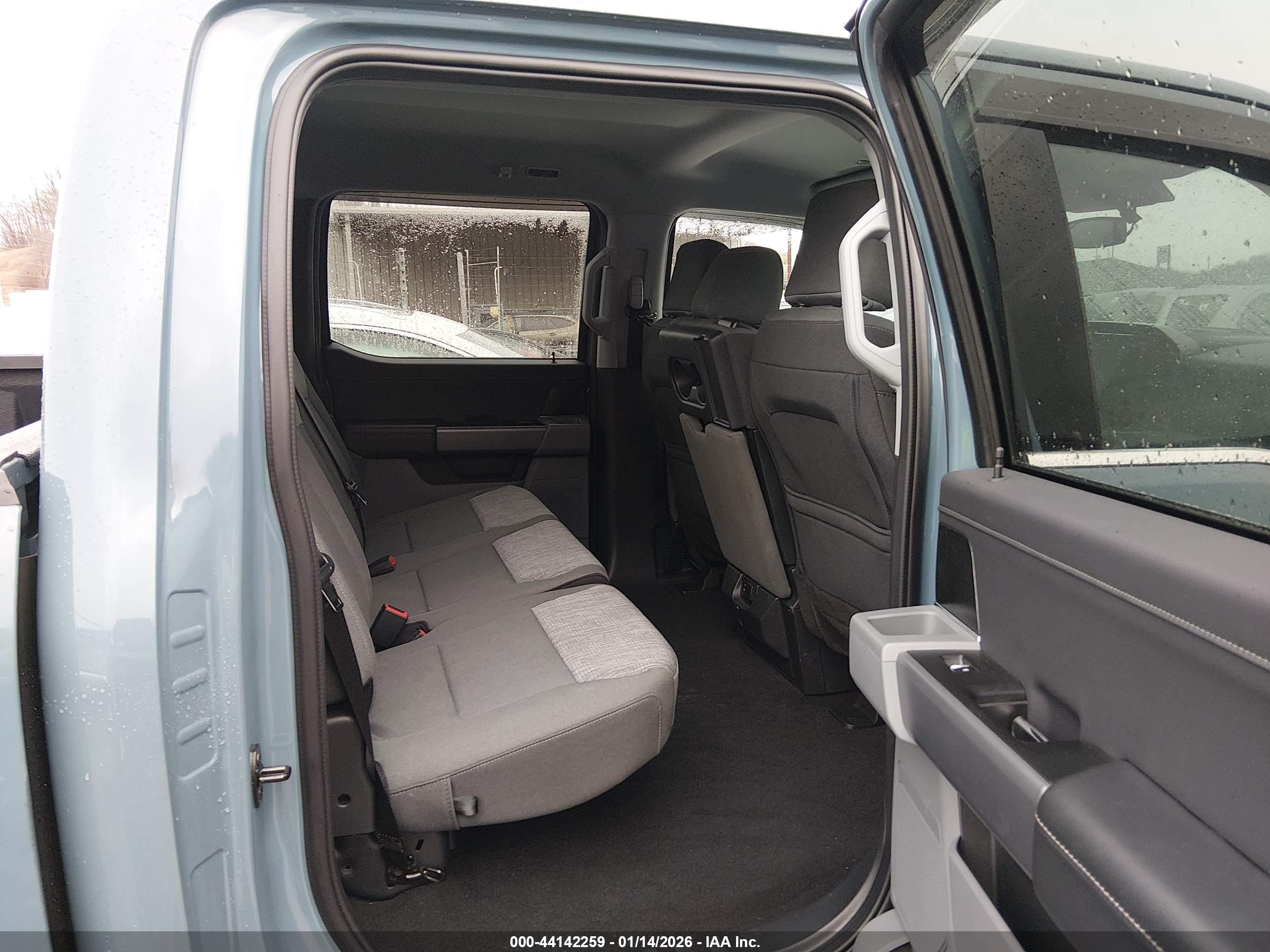 FORD F-150 image 8