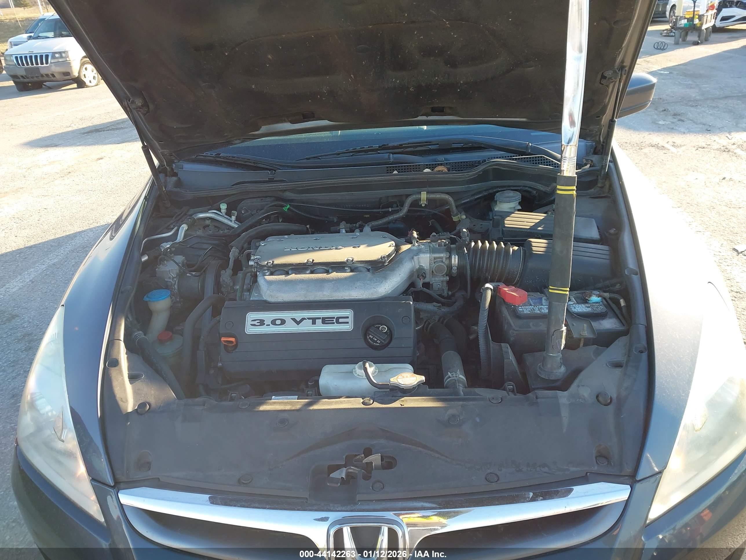 HONDA ACCORD image 10