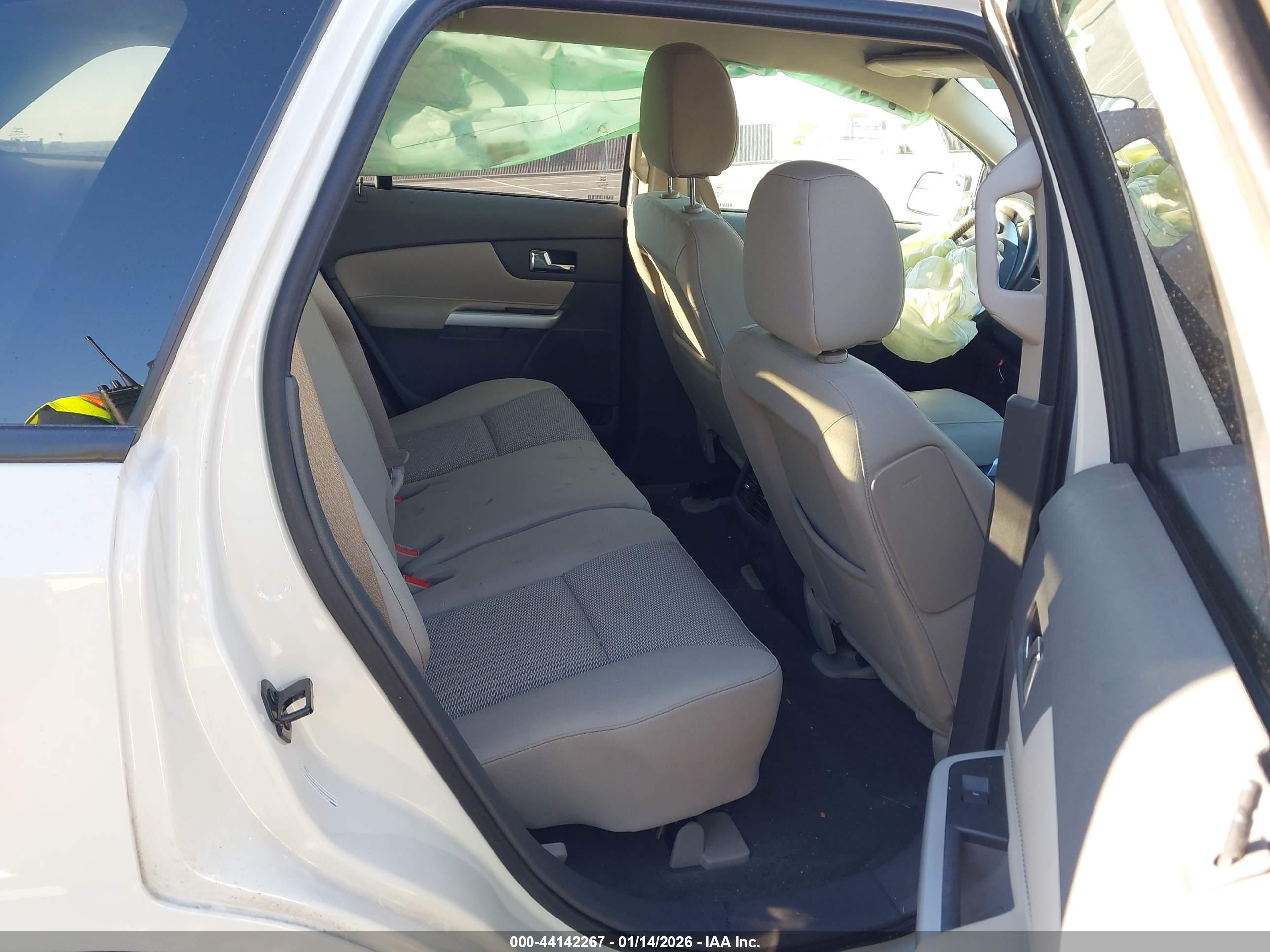 FORD EDGE image 8