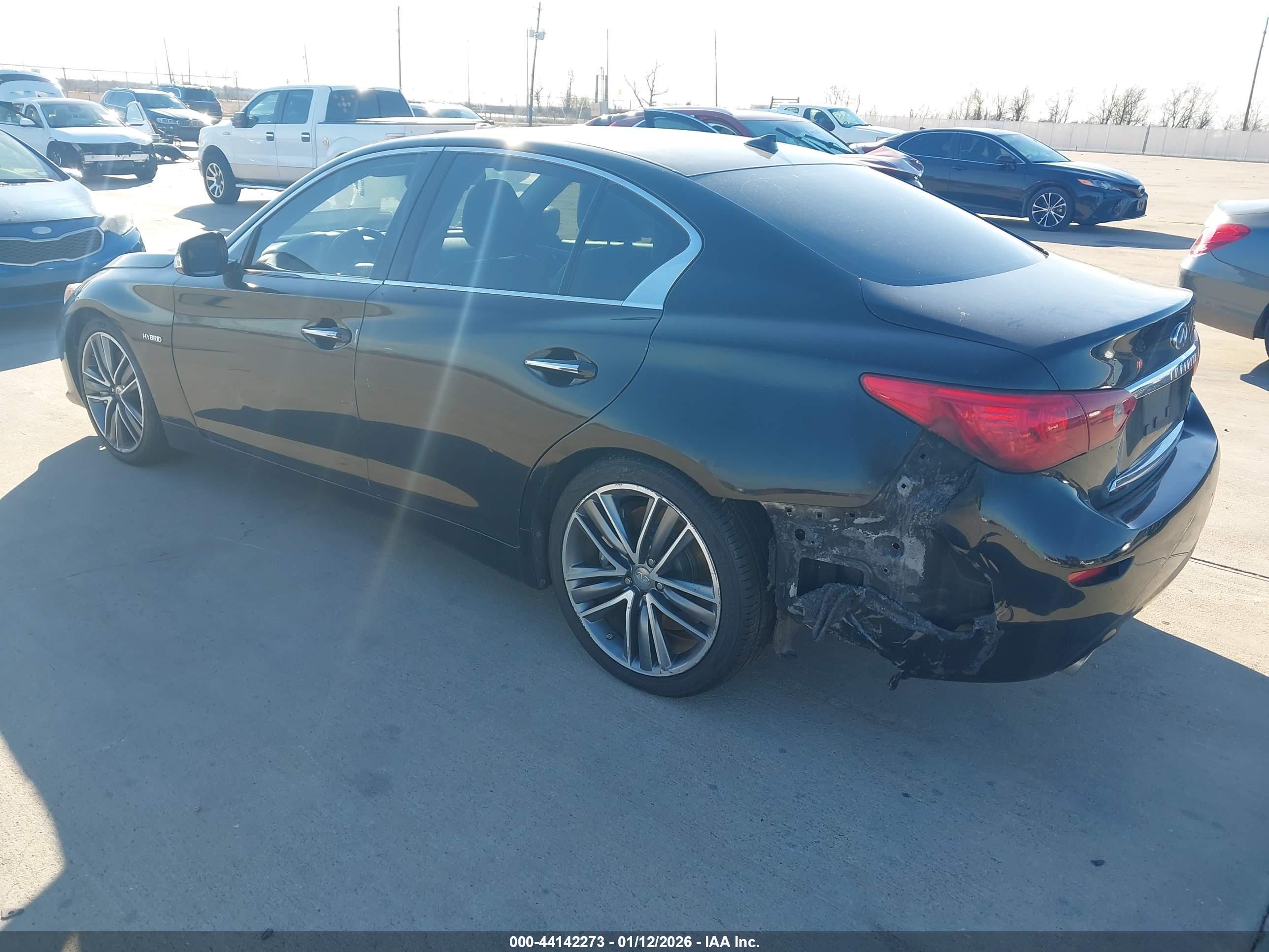 INFINITI Q50 image 3