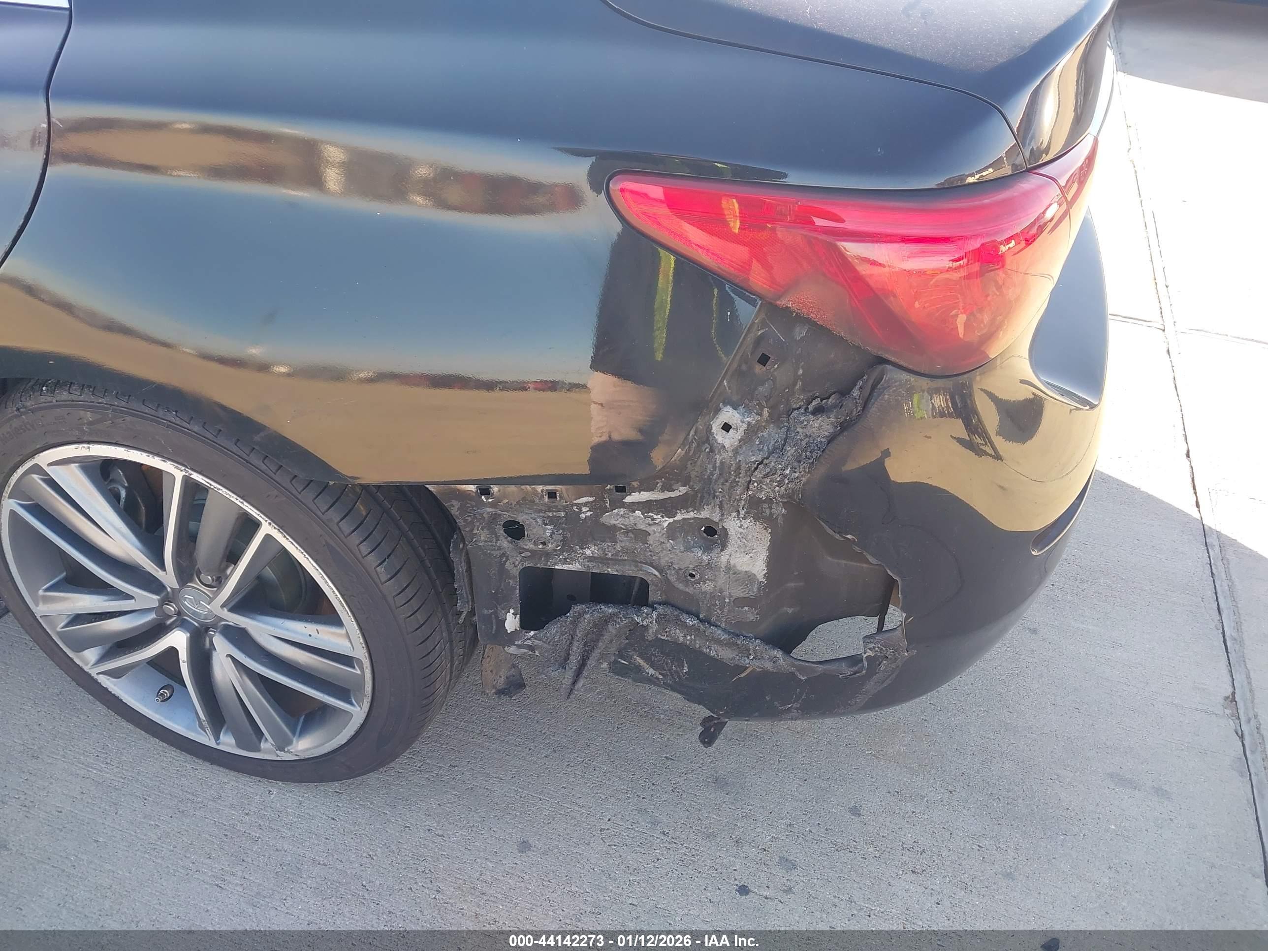 INFINITI Q50 image 6