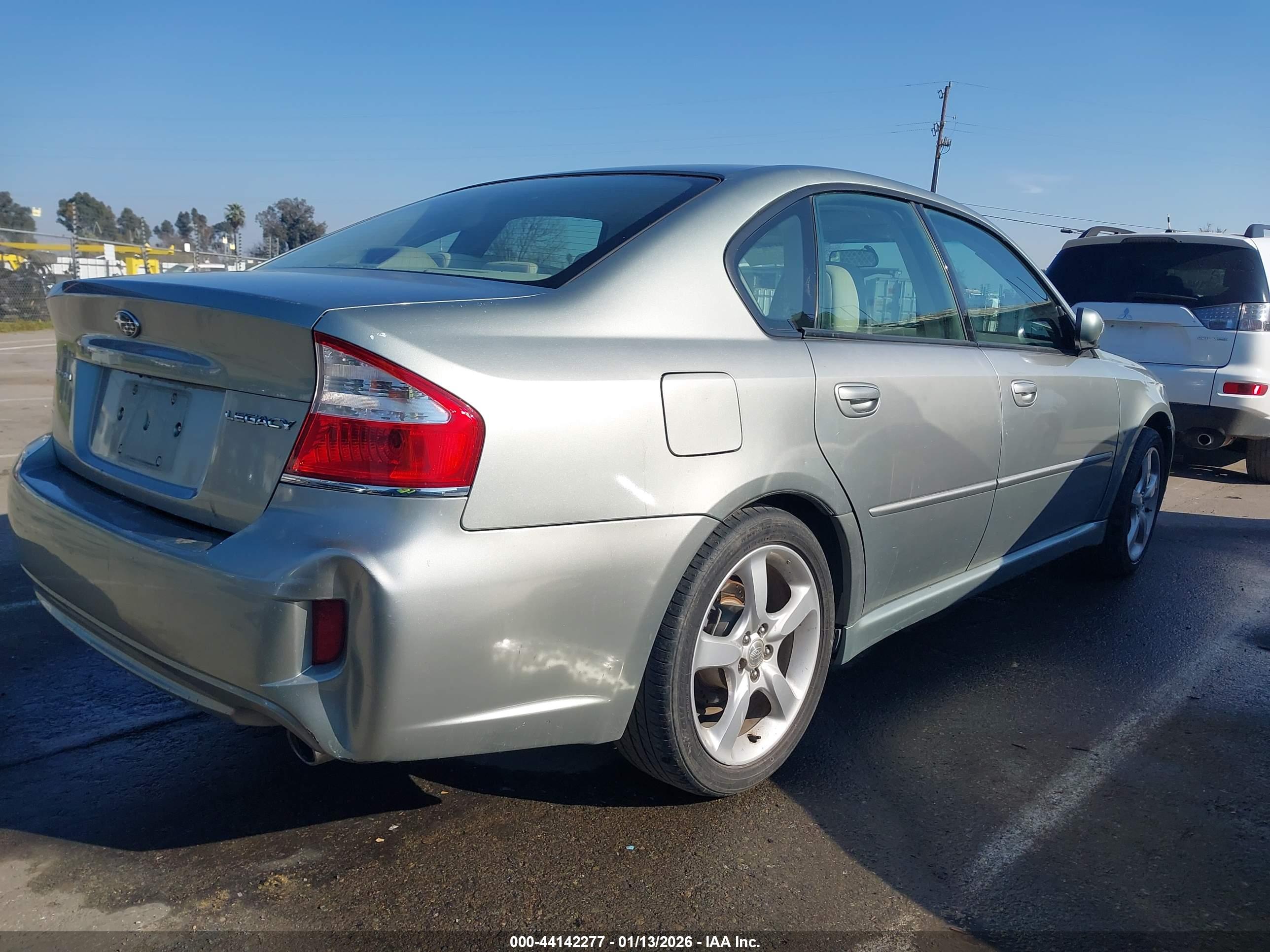 SUBARU LEGACY image 4