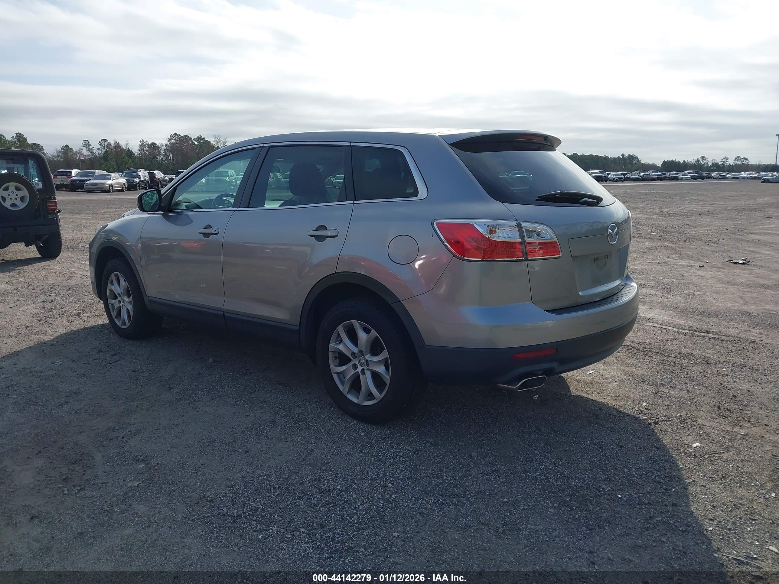 MAZDA CX-9 image 3
